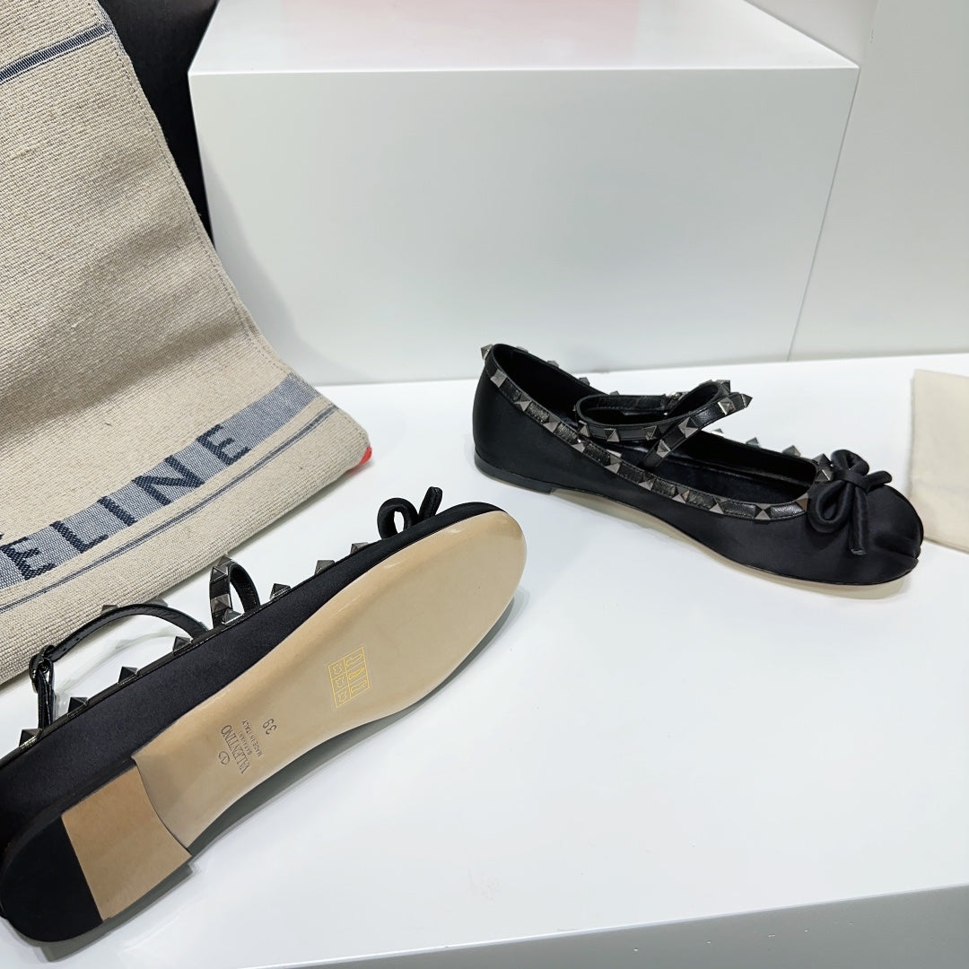 LuxluxHouse Best Quality Valentino Women Shoes