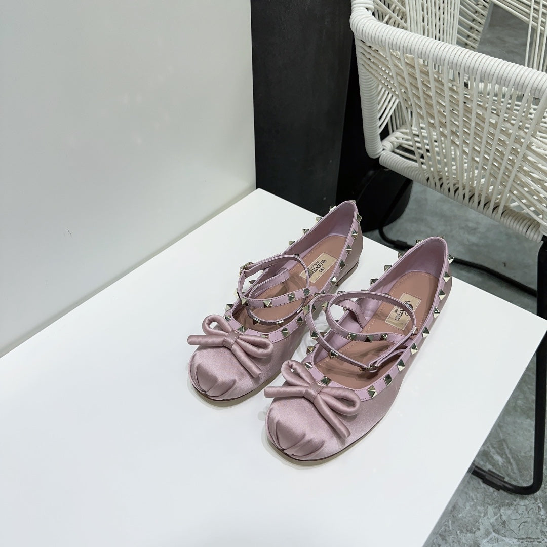 LuxluxHouse Best Quality Valentino Women Shoes