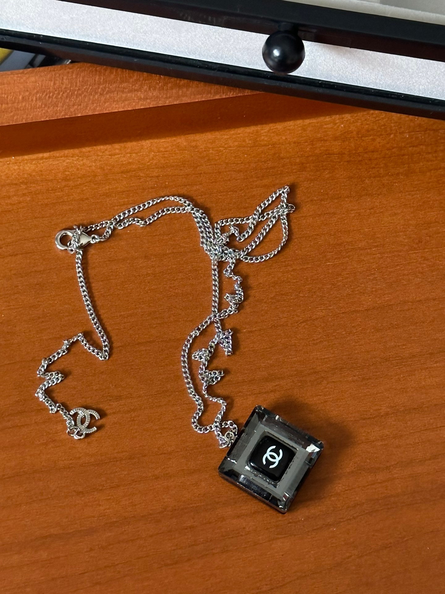 LuxluxHouse Low Price And High Quality Accessories Chanel