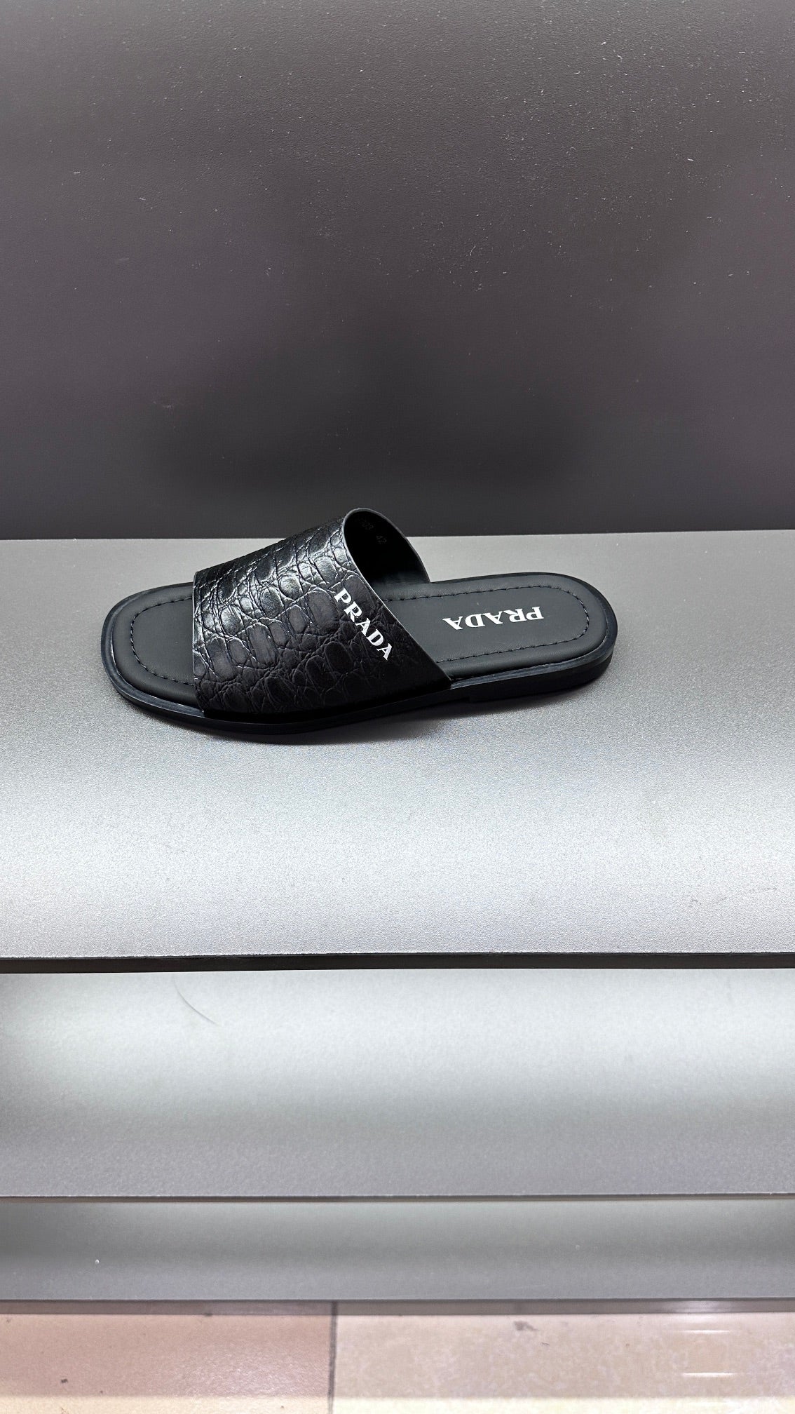LuxluxHouse Best Quality Sandals Prada