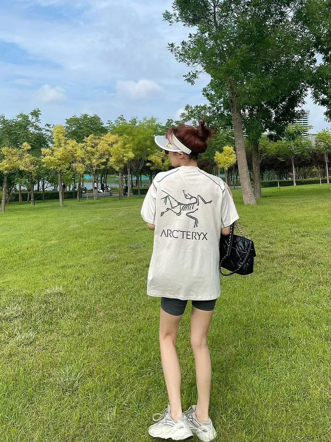 LuxluxHouse Best Quality Clothes T-shirt Arcteryx