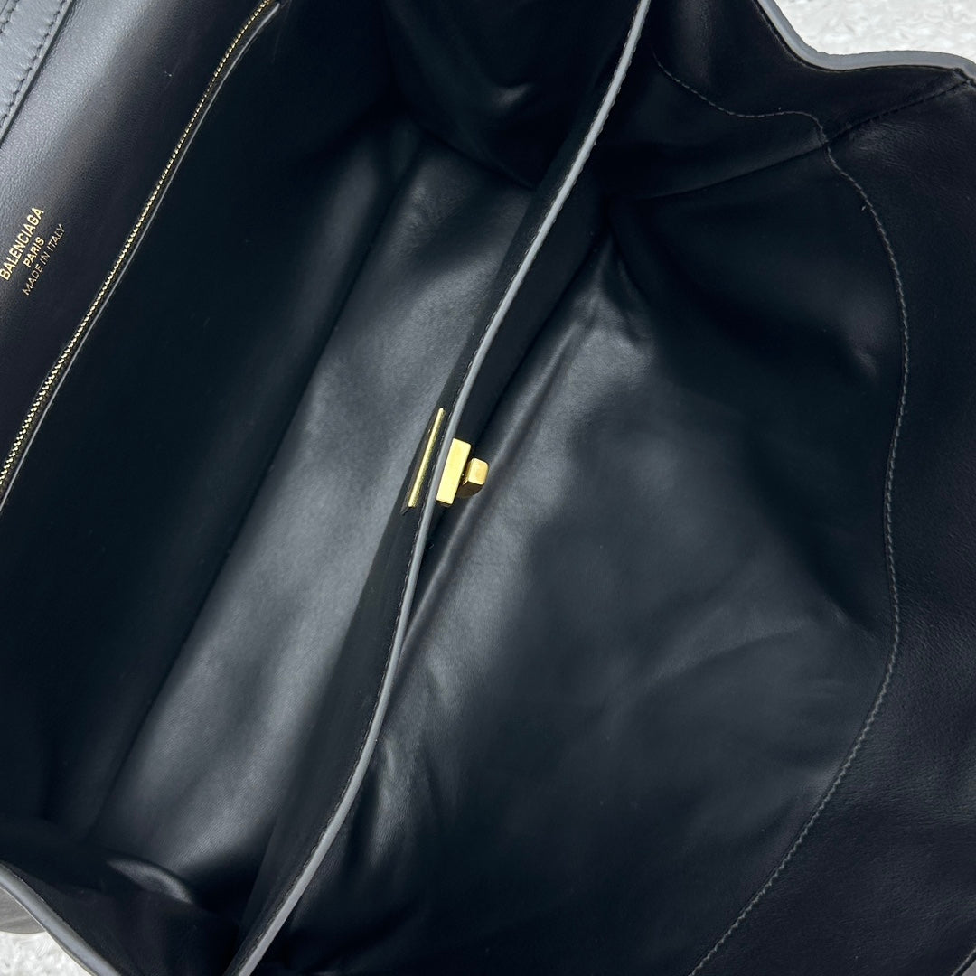 LuxluxHouse Best Quality Bags Balenciaga Women Men