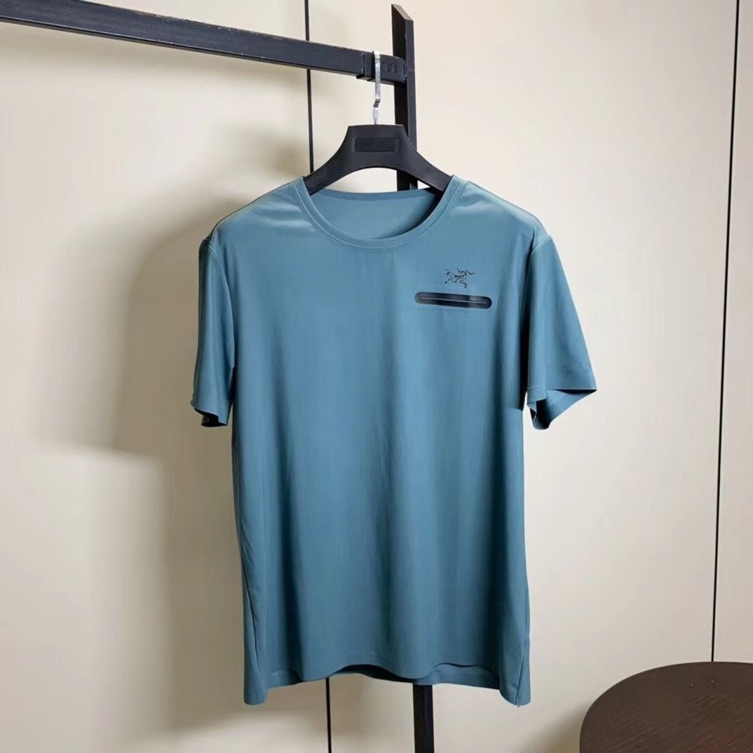 LuxluxHouse Best Quality Clothes T-shirt Arcteryx