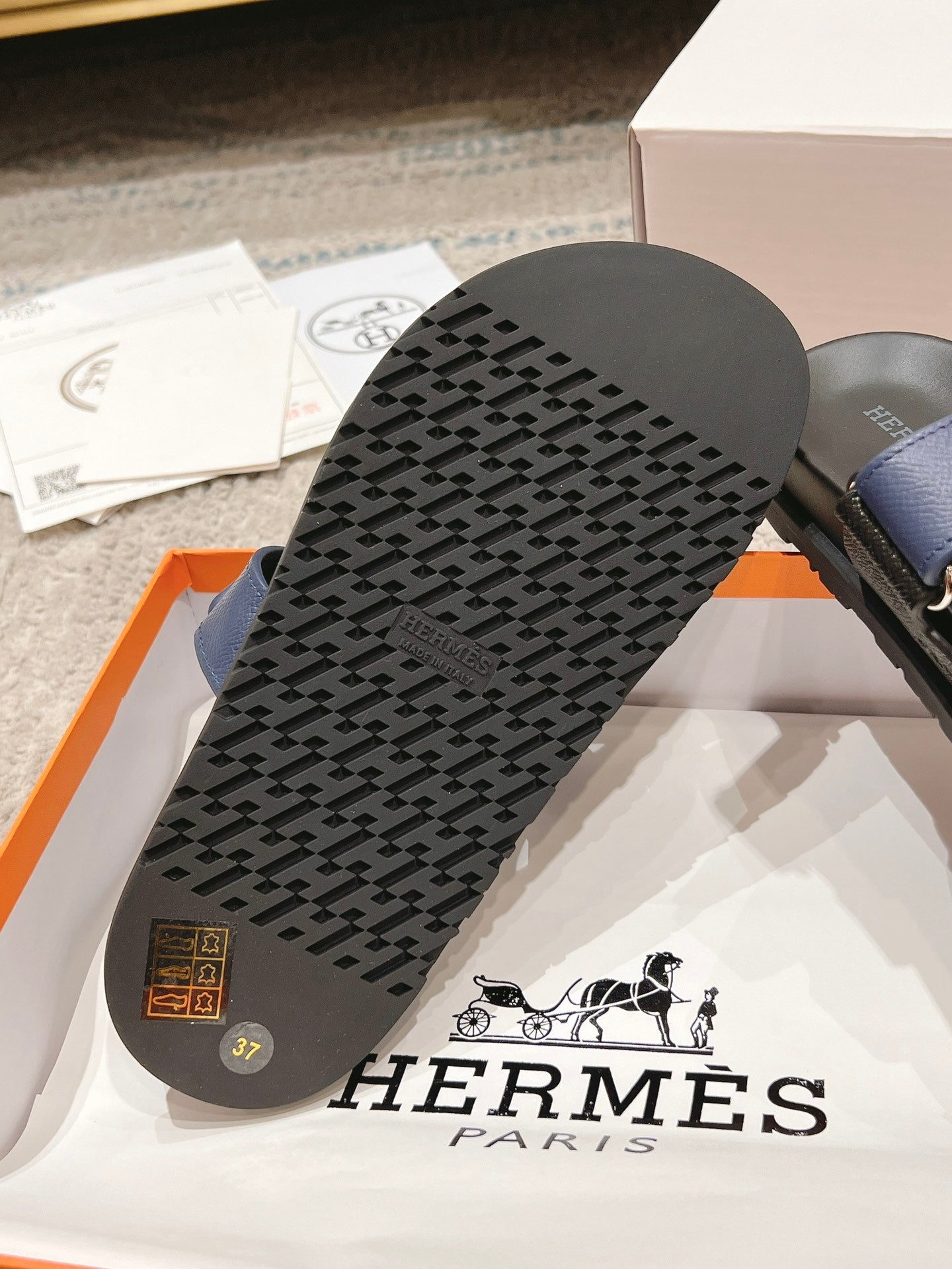 LuxluxHouse Best Quality Sandals Hermes