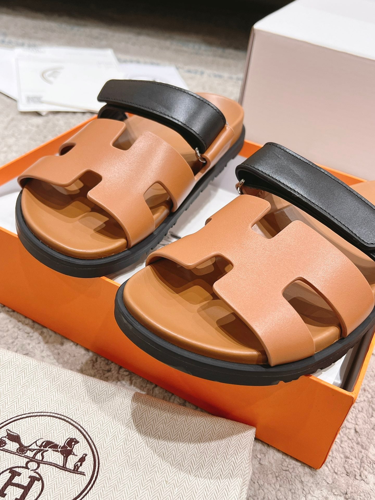 LuxluxHouse Best Quality Sandals Hermes