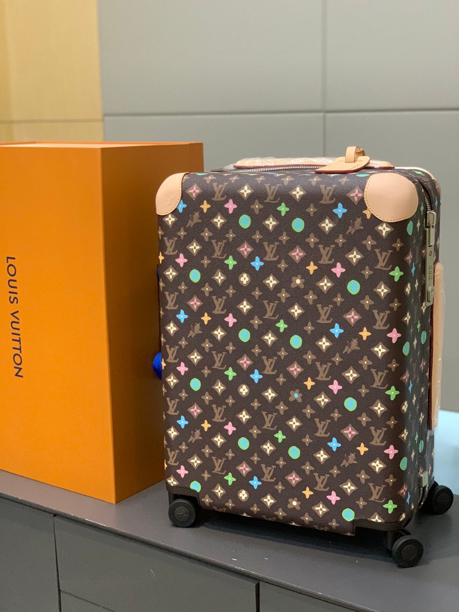 LuxluxHouse Best Quality Bags Luggage