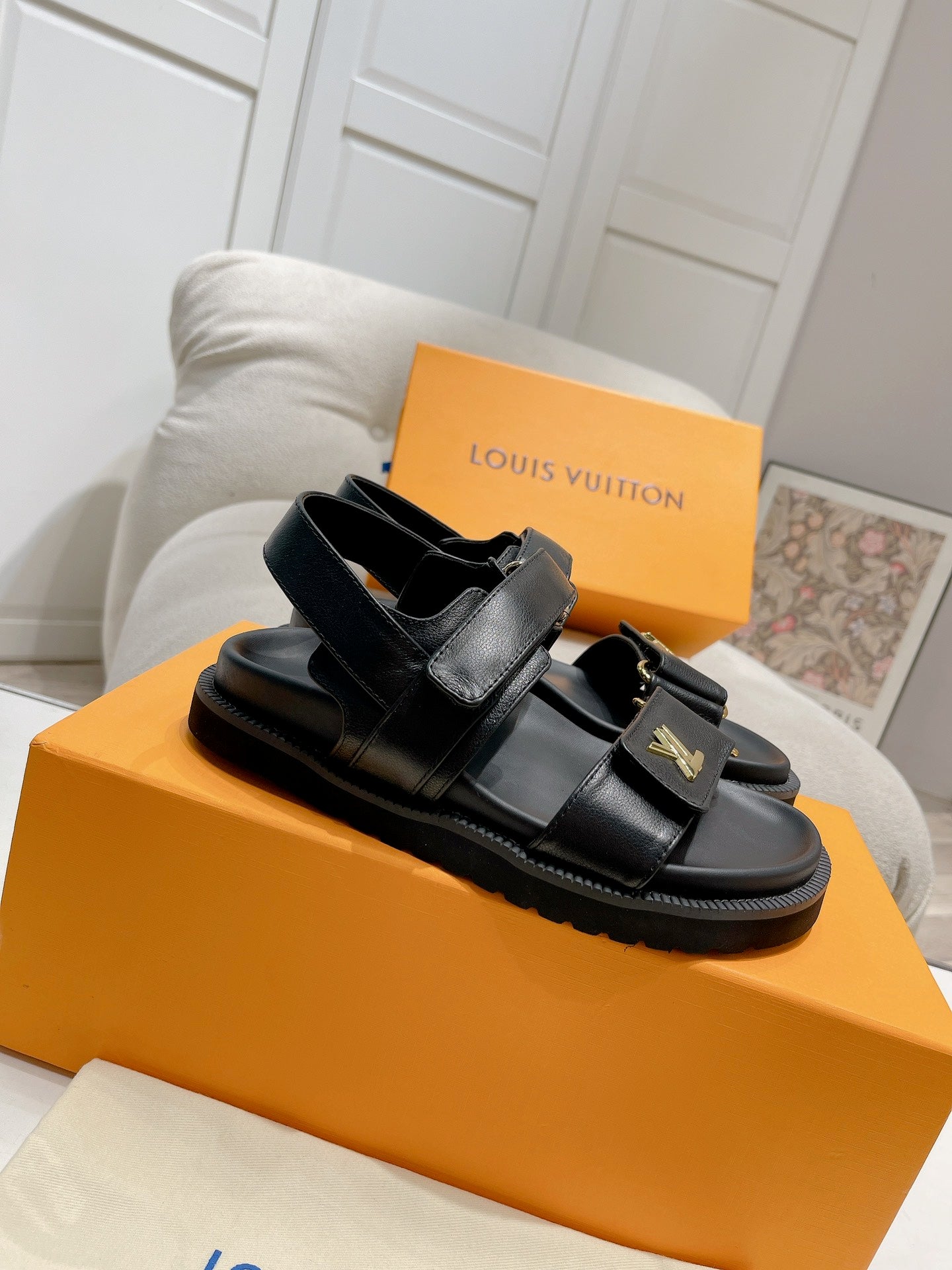 LuxluxHouse Best Quality Women Shoes Louis Vuitton