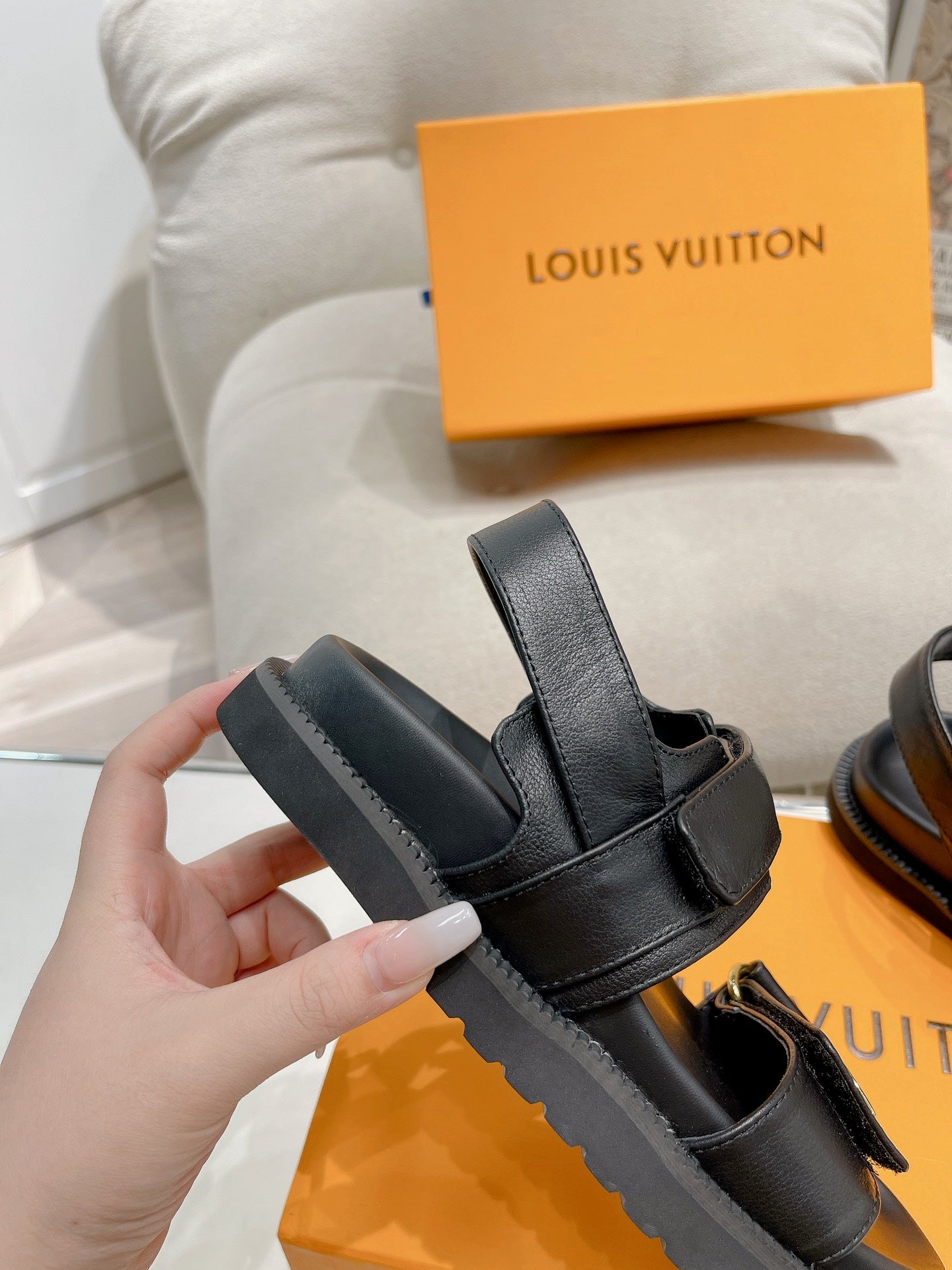 LuxluxHouse Best Quality Women Shoes Louis Vuitton