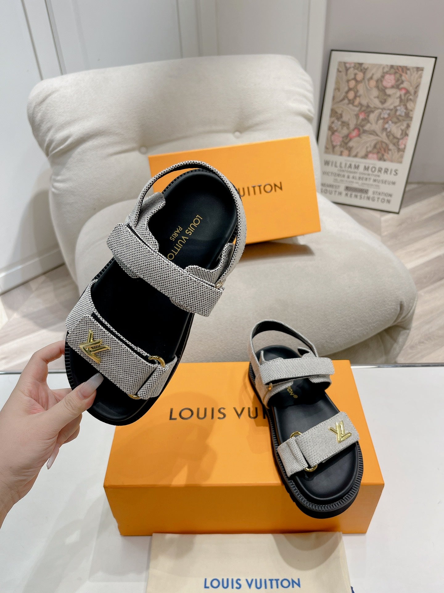 LuxluxHouse Best Quality Women Shoes Louis Vuitton
