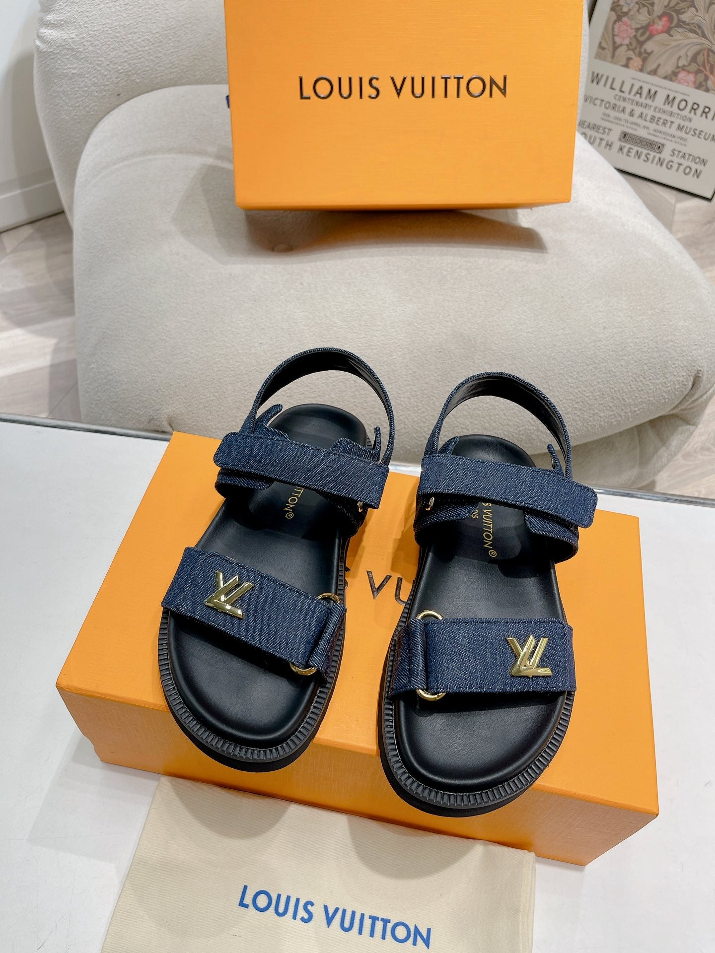 LuxluxHouse Best Quality Women Shoes Louis Vuitton
