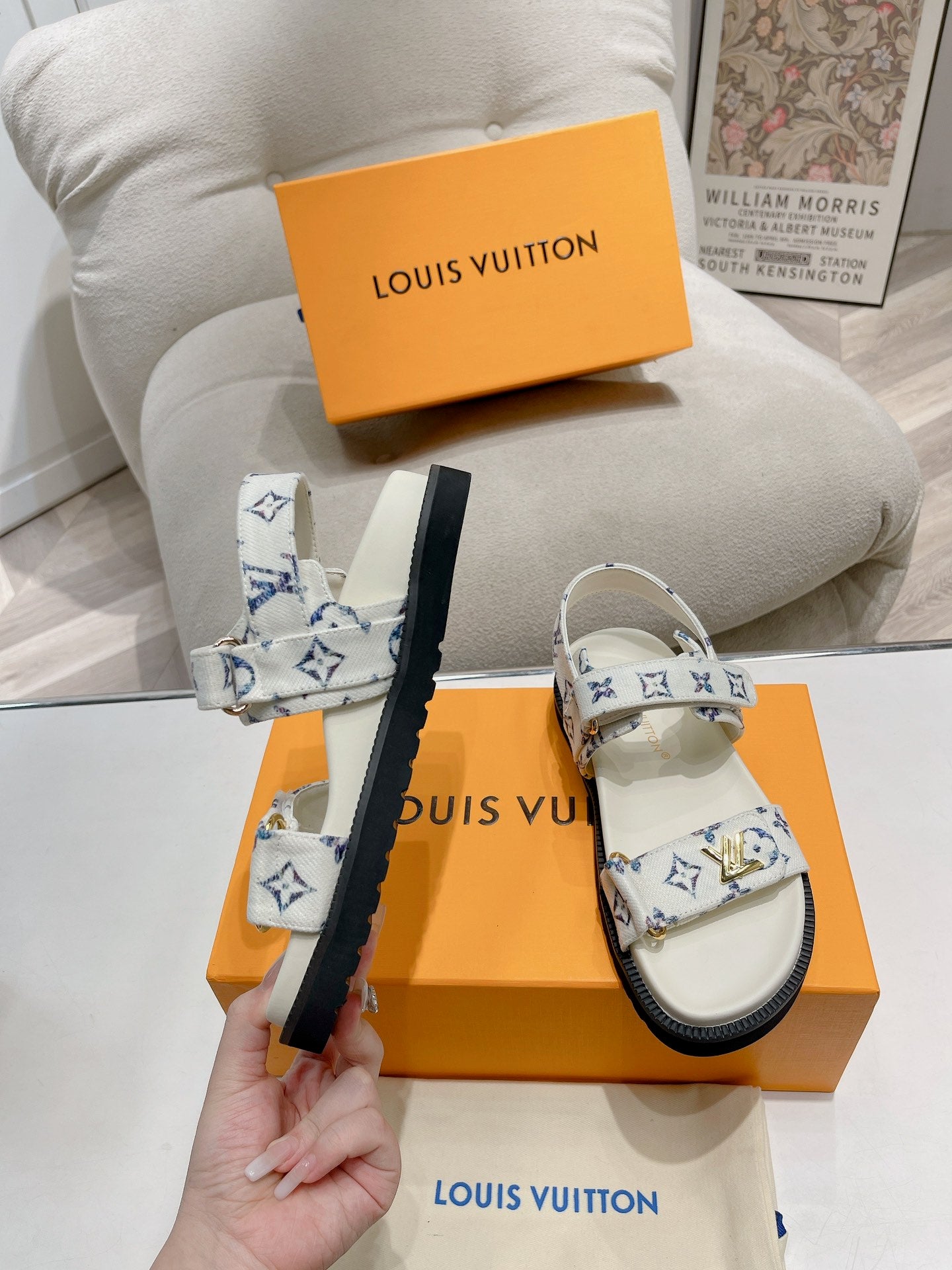 LuxluxHouse Best Quality Women Shoes Louis Vuitton