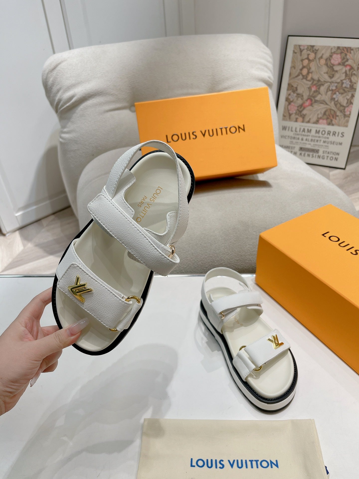 LuxluxHouse Best Quality Women Shoes Louis Vuitton