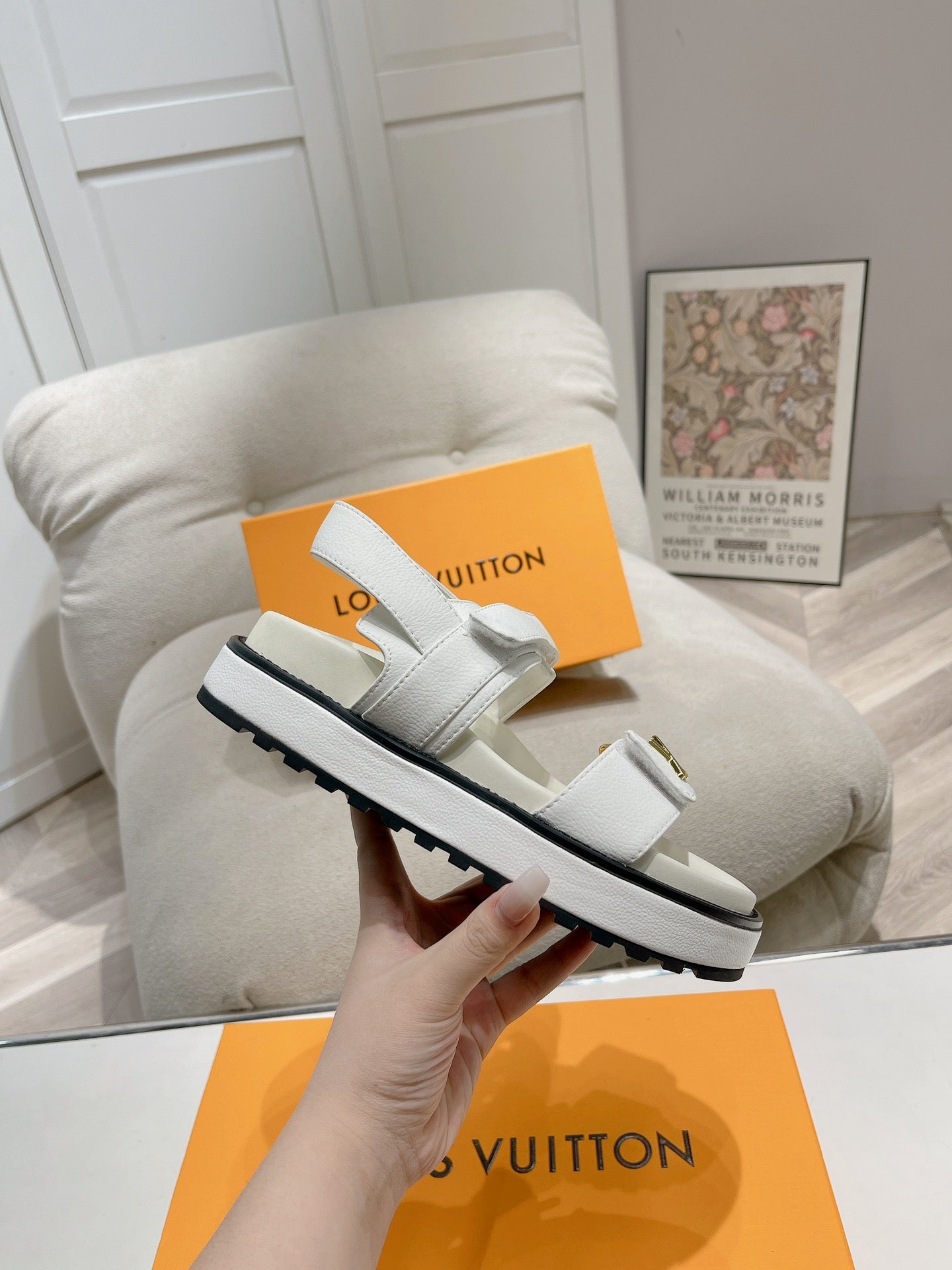 LuxluxHouse Best Quality Women Shoes Louis Vuitton