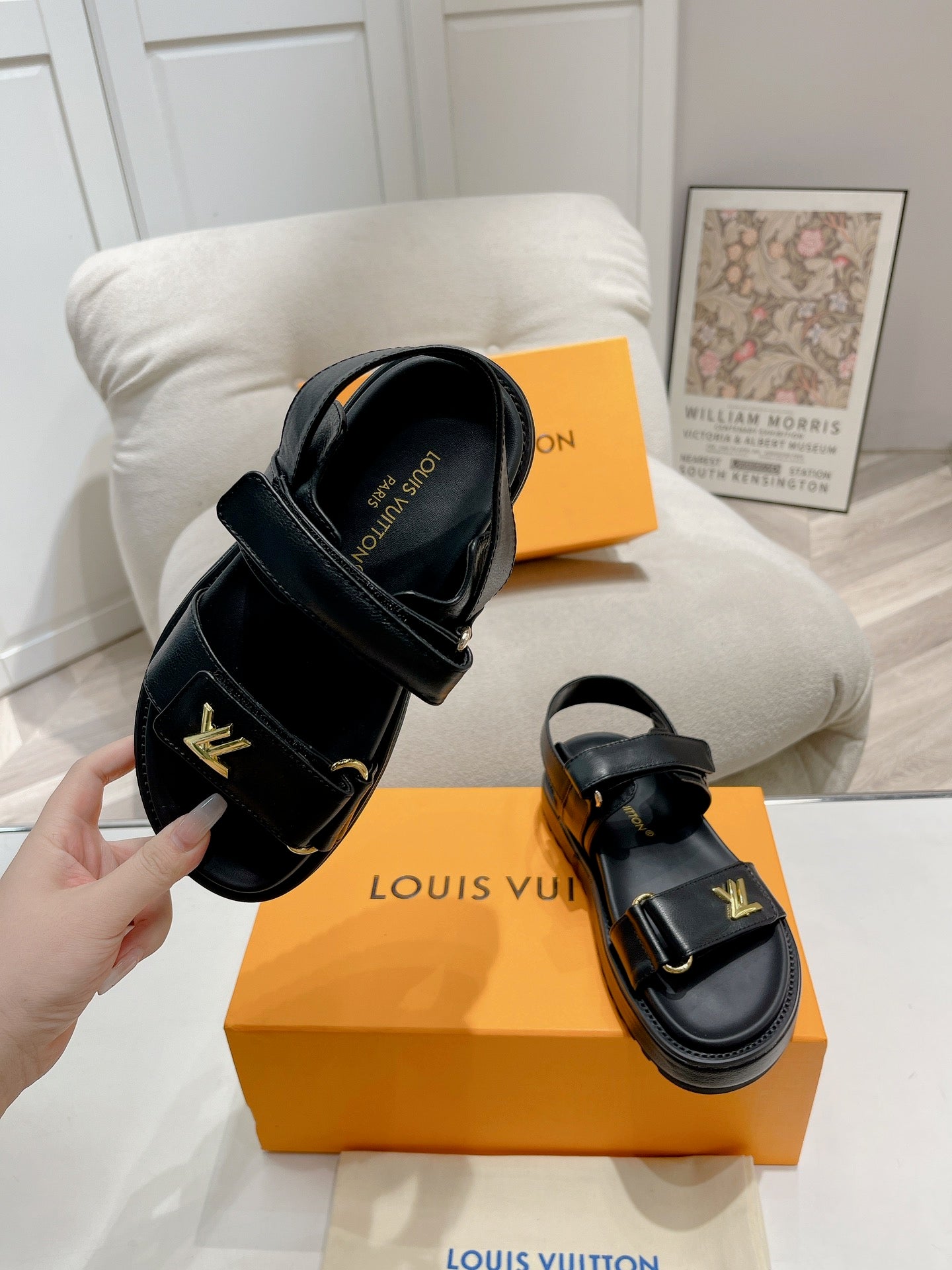 LuxluxHouse Best Quality Women Shoes Louis Vuitton