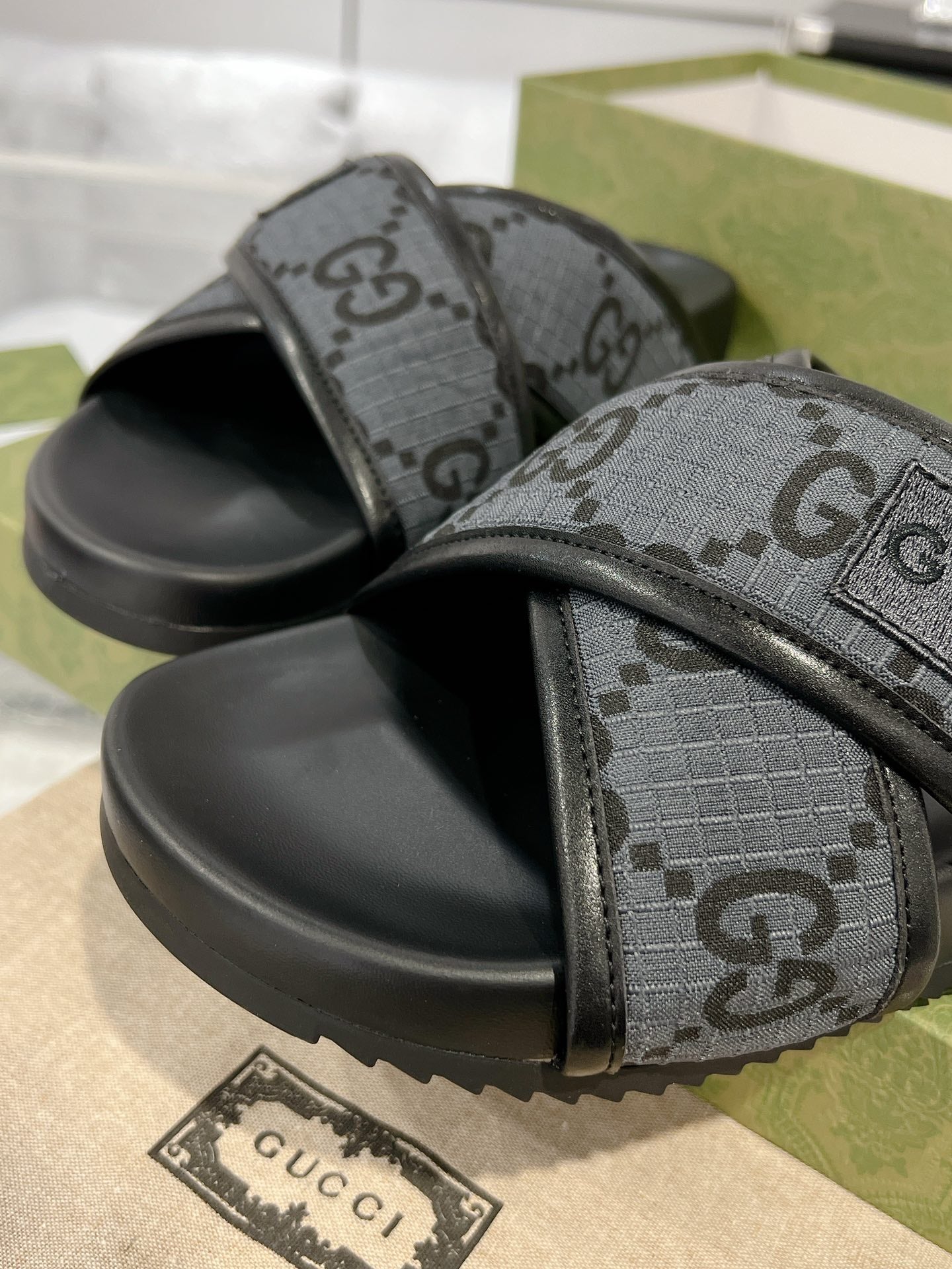 LuxluxHouse Best Quality Sandals Gucci