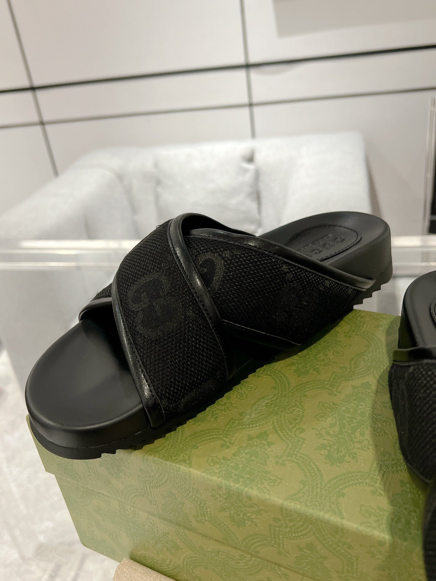 LuxluxHouse Best Quality Sandals Gucci