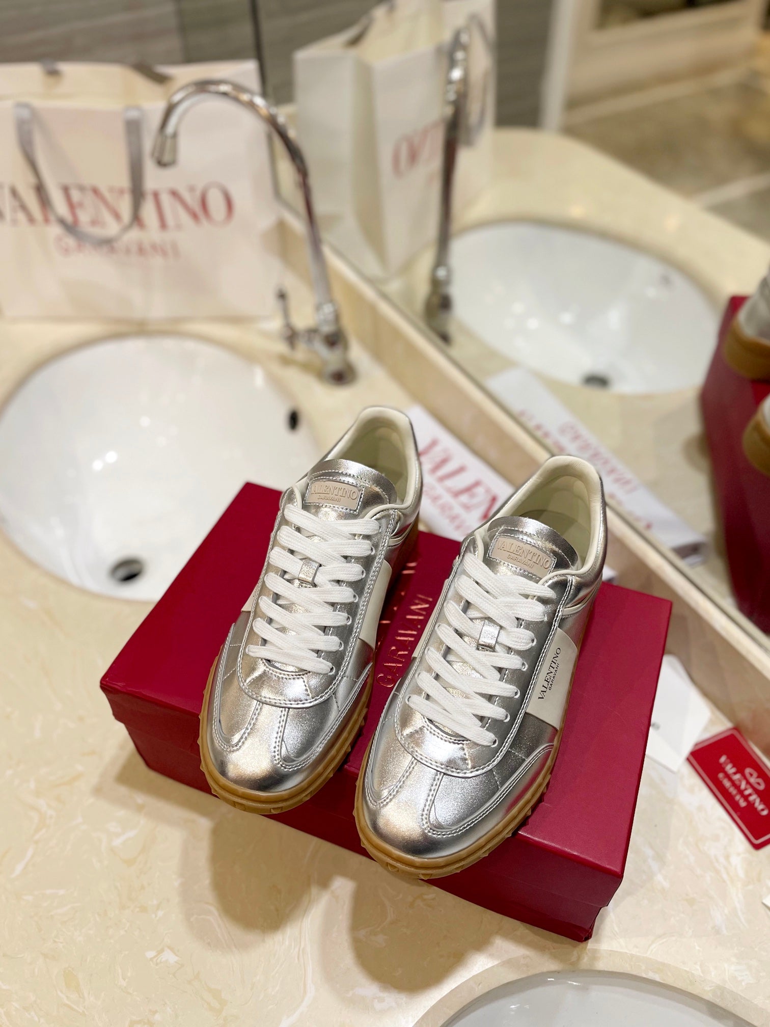 LuxluxHouse Best Quality Valentino Women Shoes