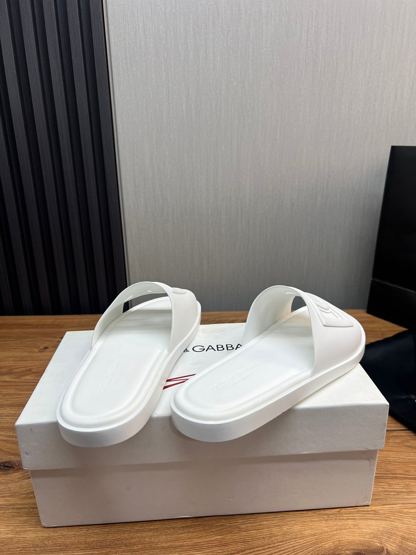 LuxluxHouse Best Quality Sandals Dolce & Gabbana