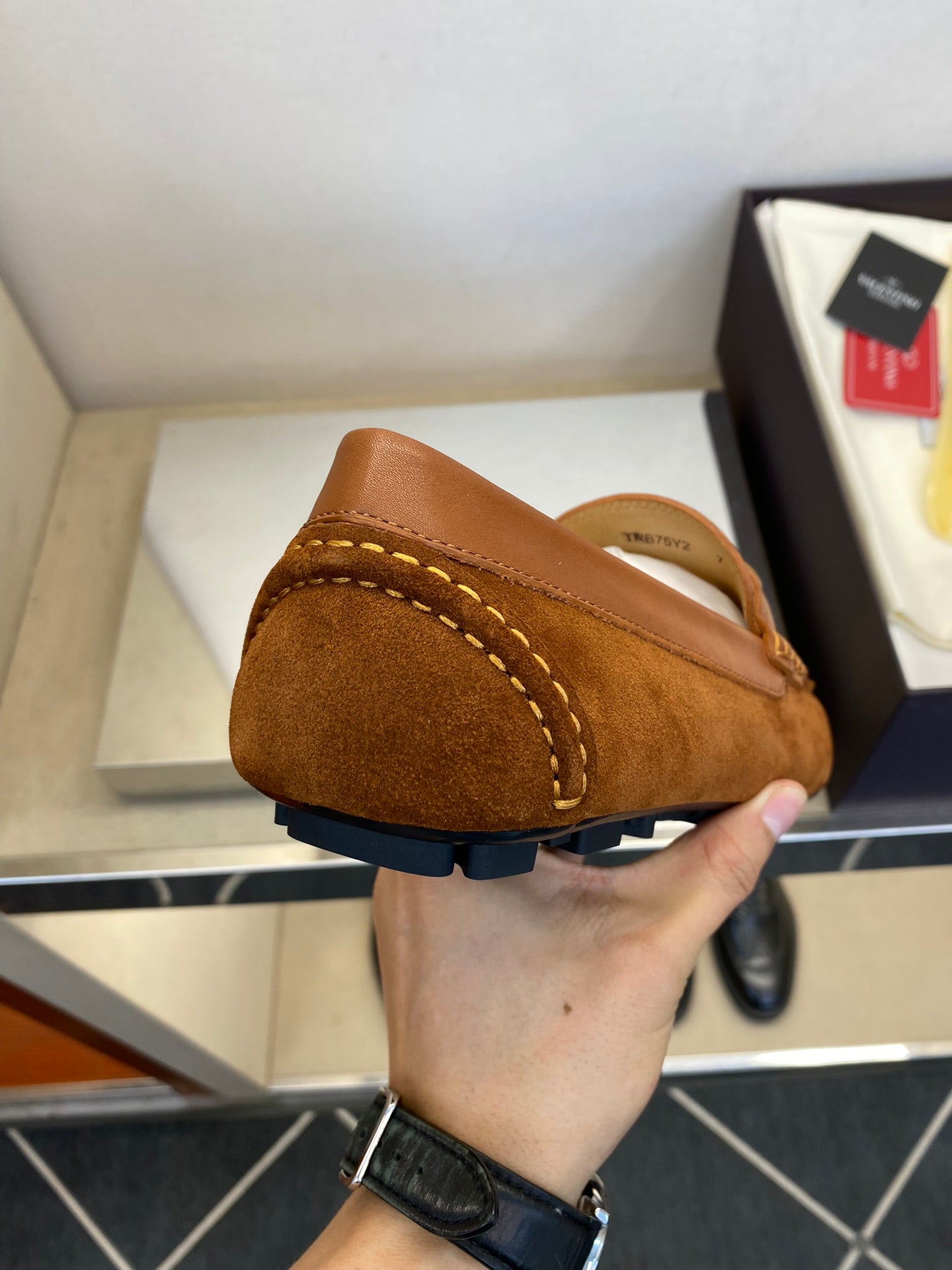 LuxluxHouse Best Quality Shoes Valentino