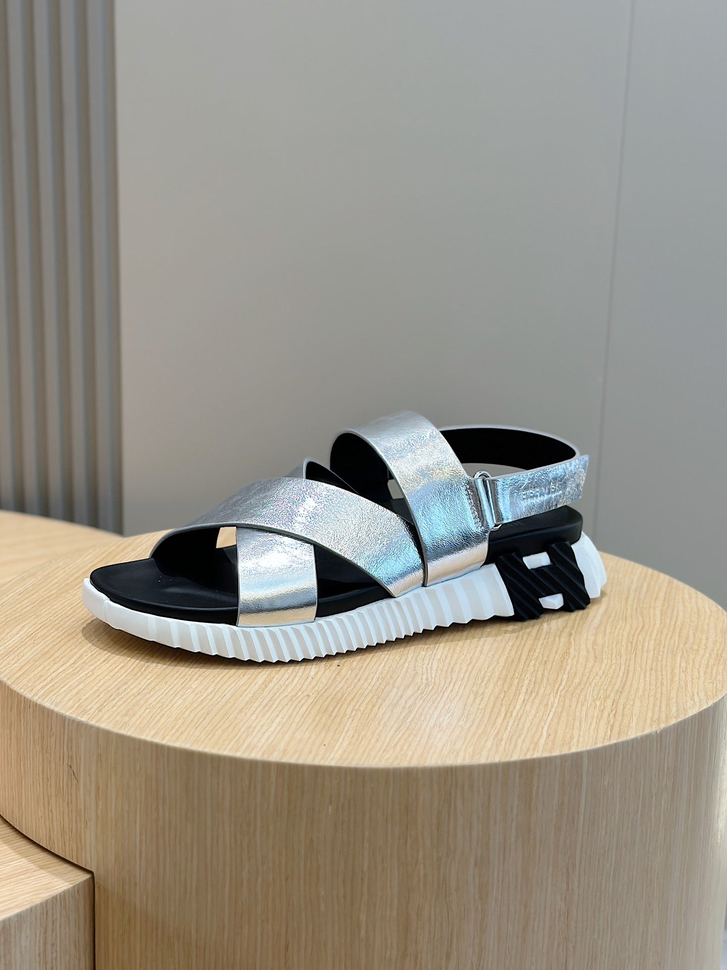 LuxluxHouse Best Quality Sandals Hermes