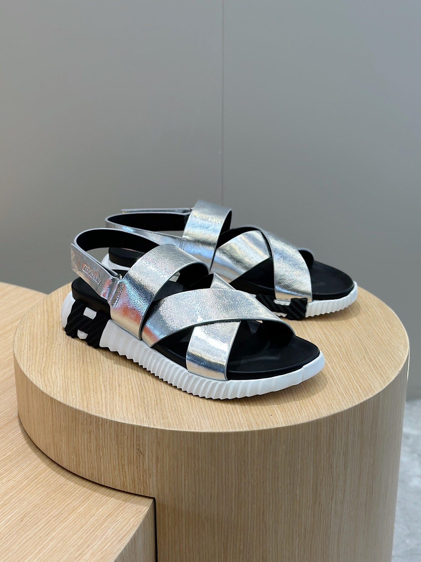 LuxluxHouse Best Quality Sandals Hermes