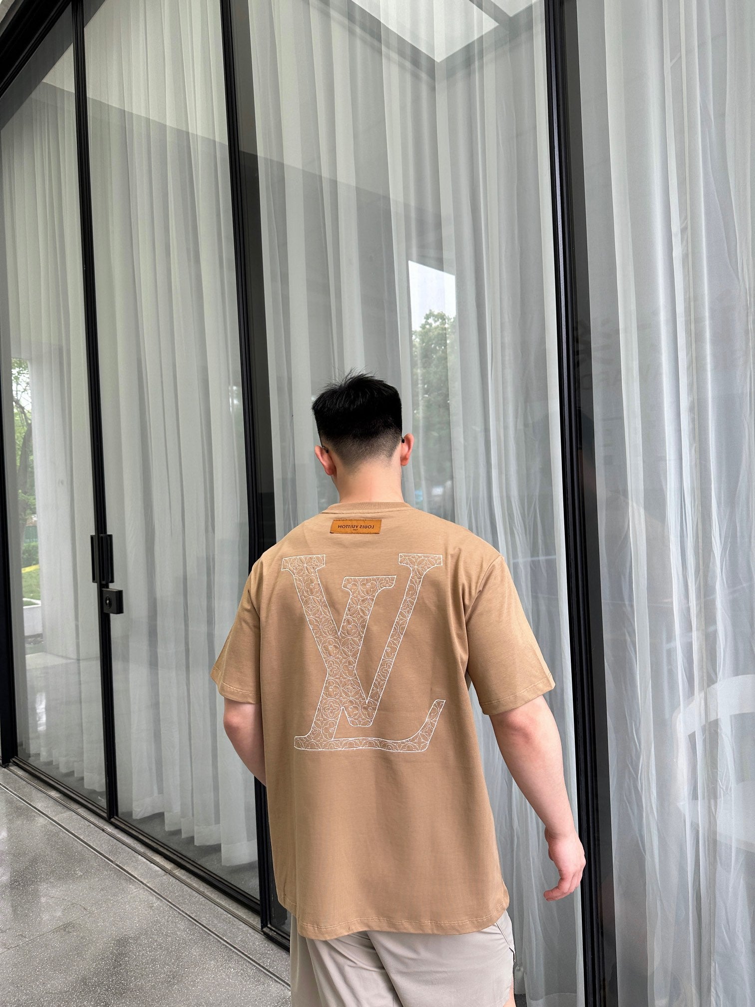 LuxluxHouse Best Quality Clothes T-shirt Louis Vuitton