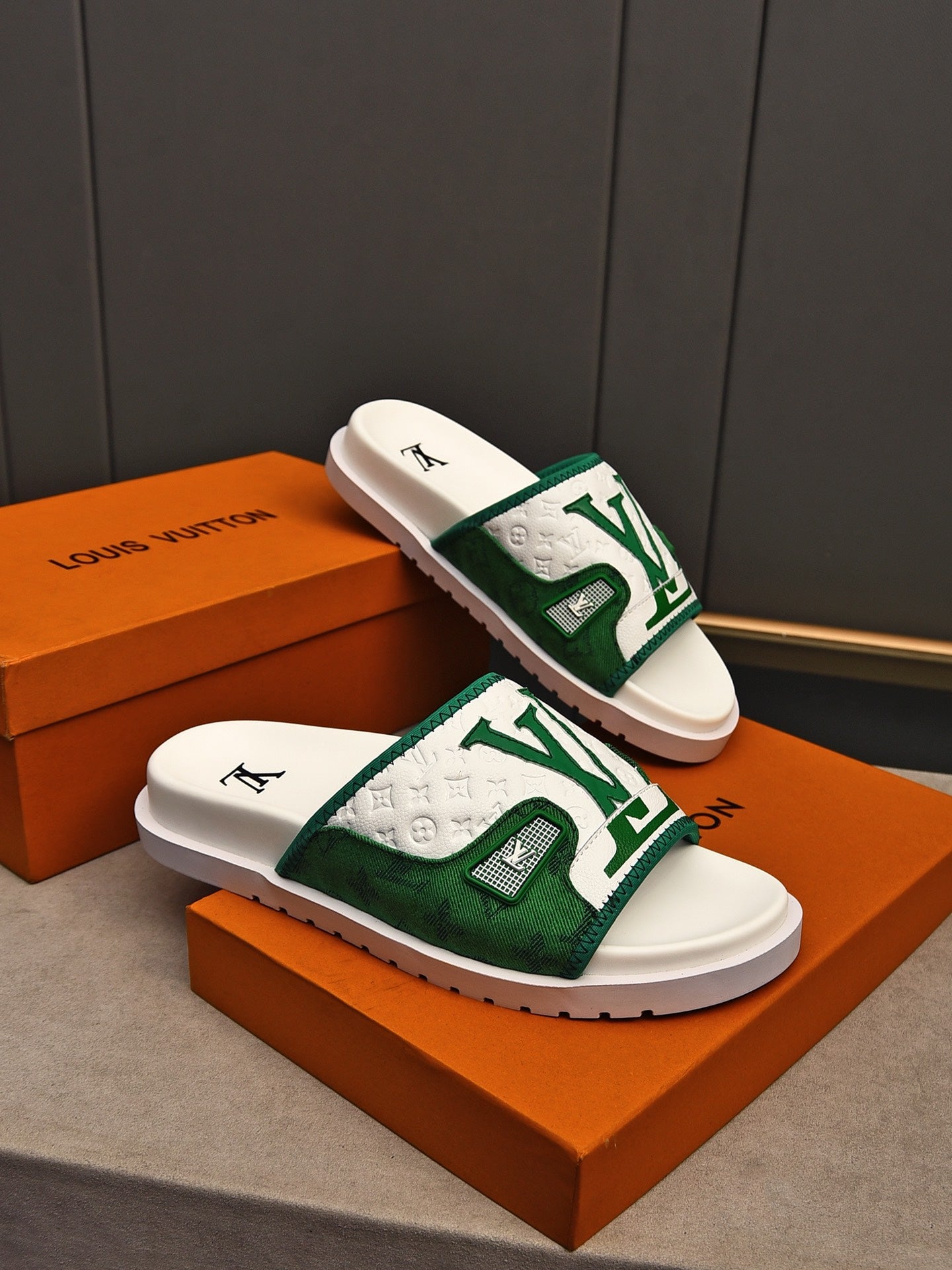 LuxluxHouse Best Quality Sandals Louis Vuitton