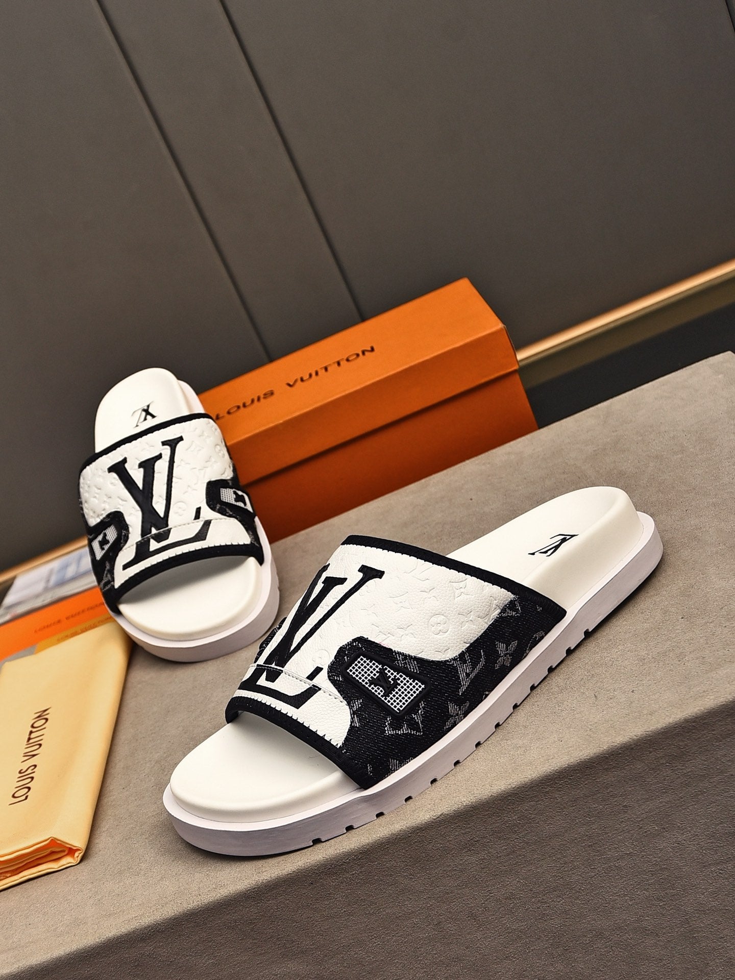 LuxluxHouse Best Quality Sandals Louis Vuitton
