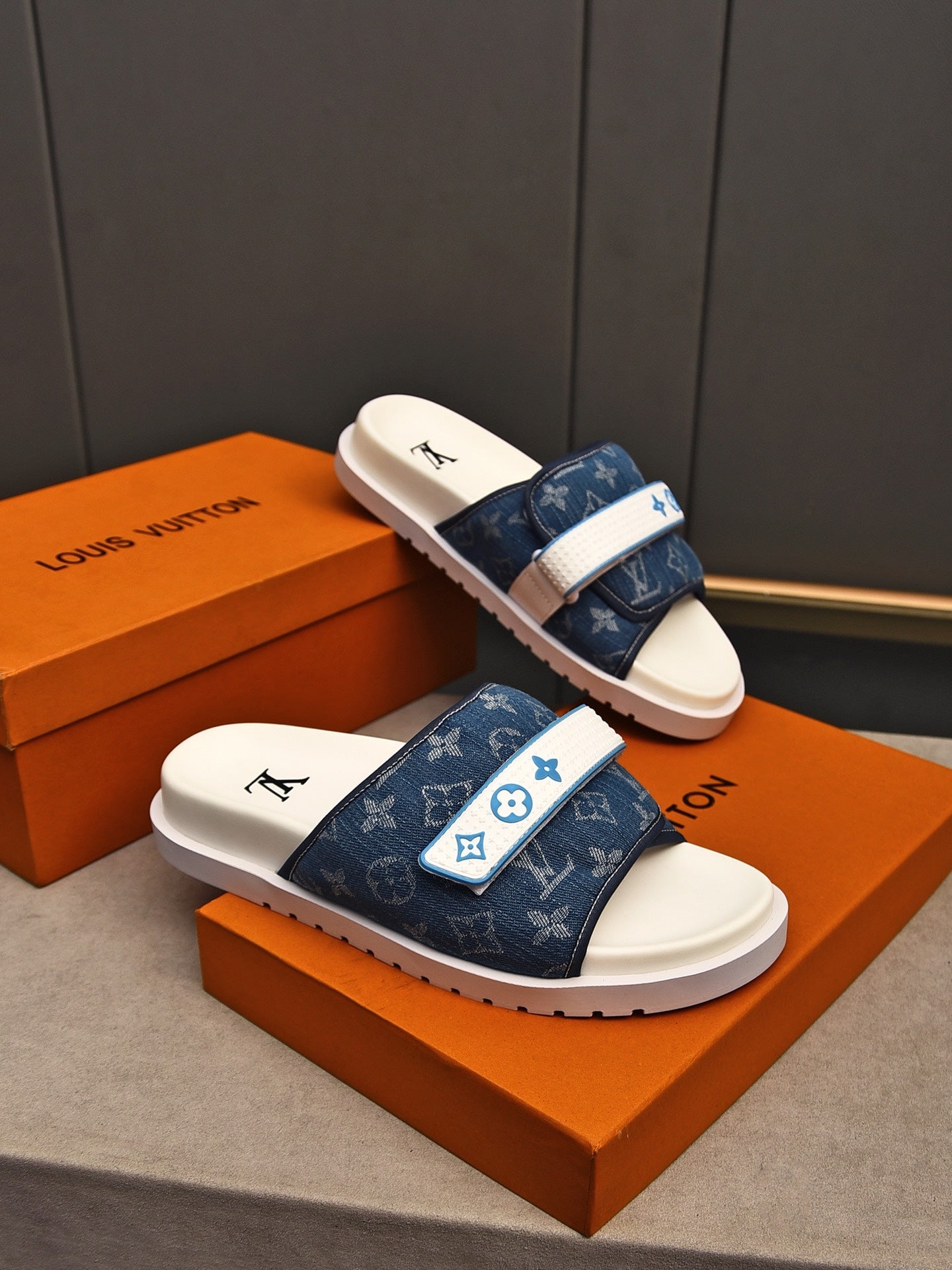 LuxluxHouse Best Quality Sandals Louis Vuitton