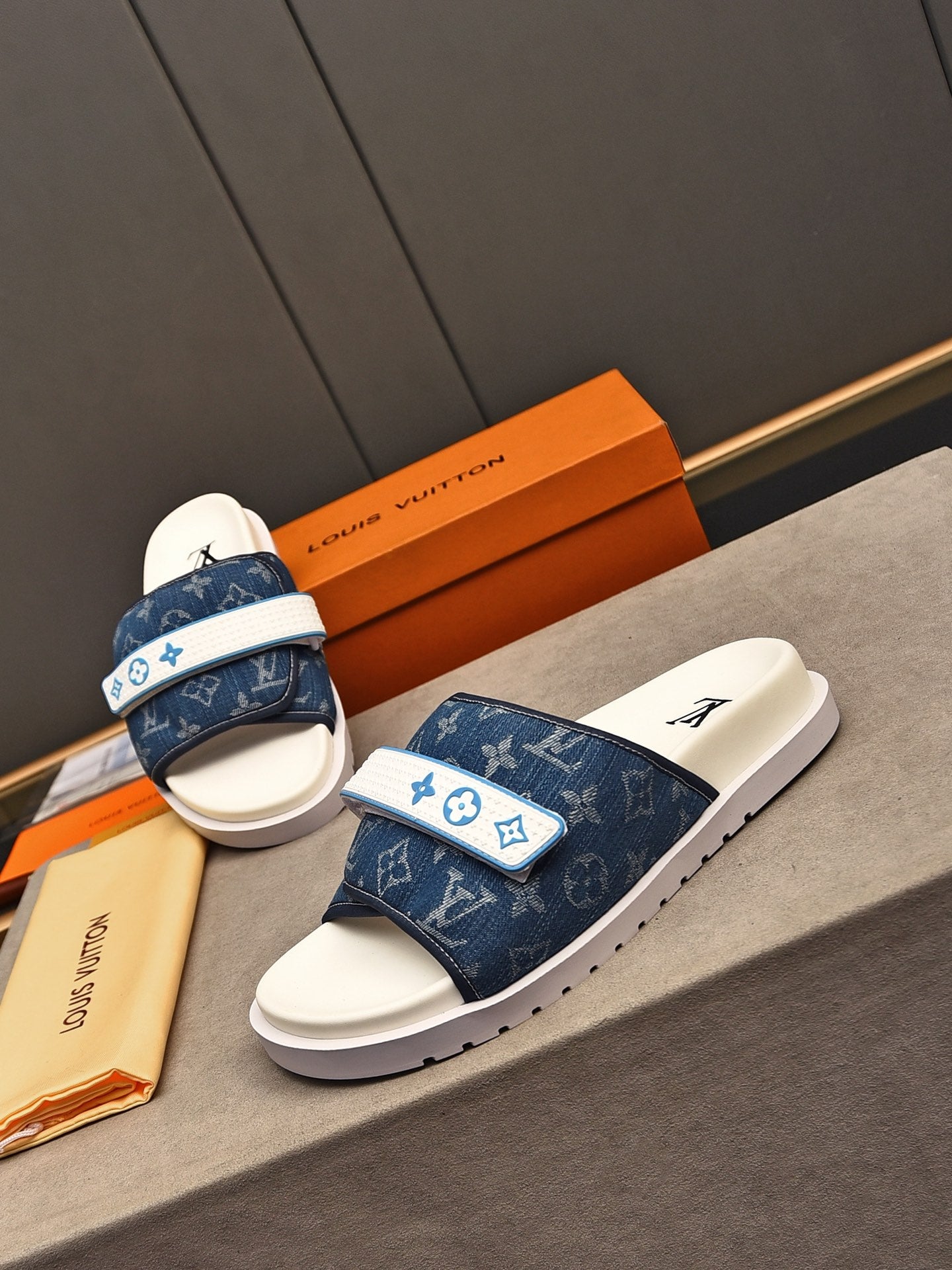 LuxluxHouse Best Quality Sandals Louis Vuitton