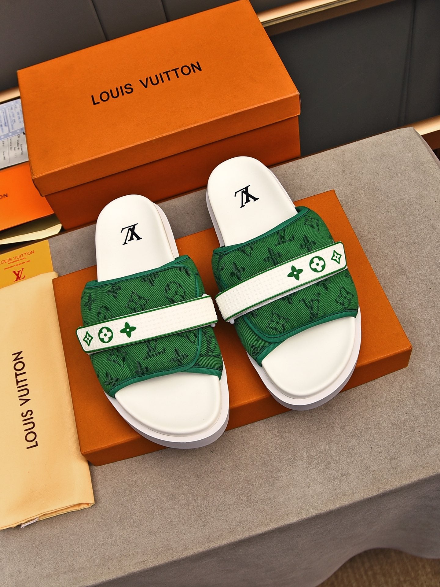 LuxluxHouse Best Quality Sandals Louis Vuitton