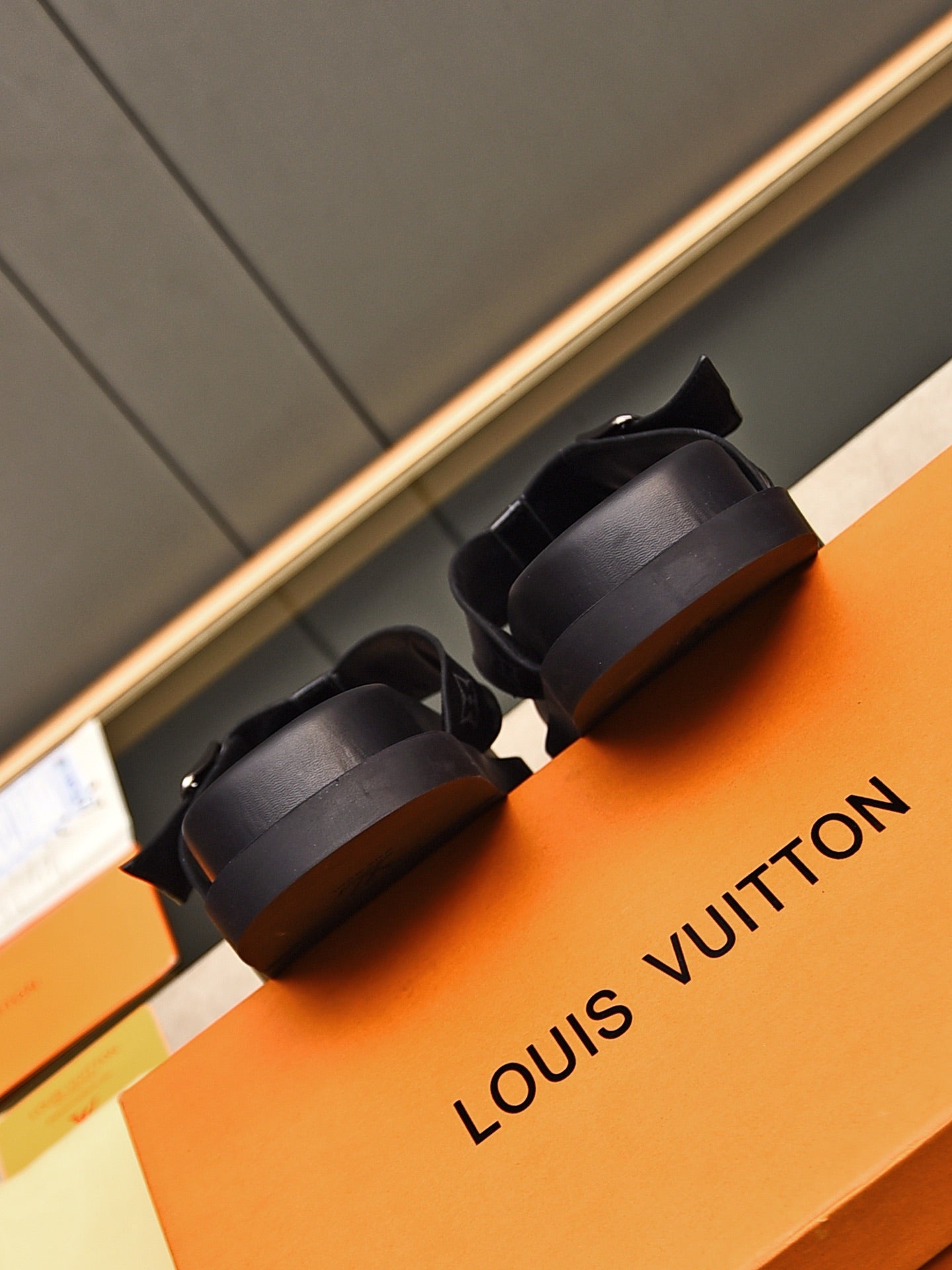 LuxluxHouse Best Quality Sandals Louis Vuitton