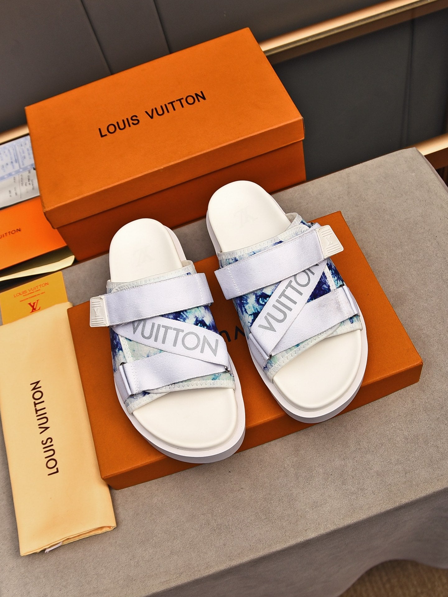 LuxluxHouse Best Quality Sandals Louis Vuitton