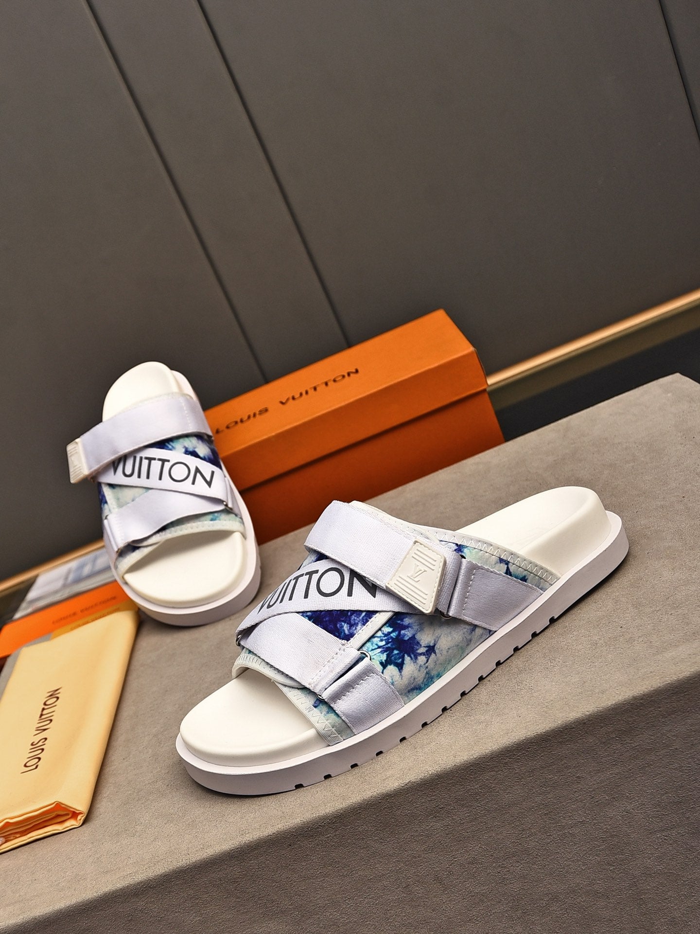 LuxluxHouse Best Quality Sandals Louis Vuitton
