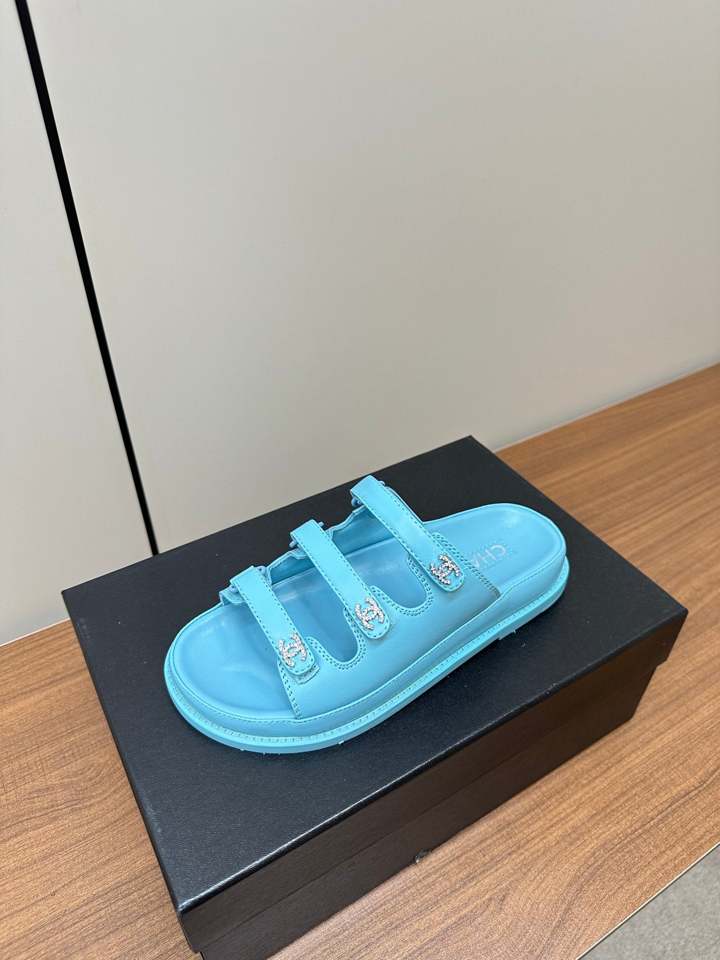 LuxluxHouse Best Quality Chanel Sandals