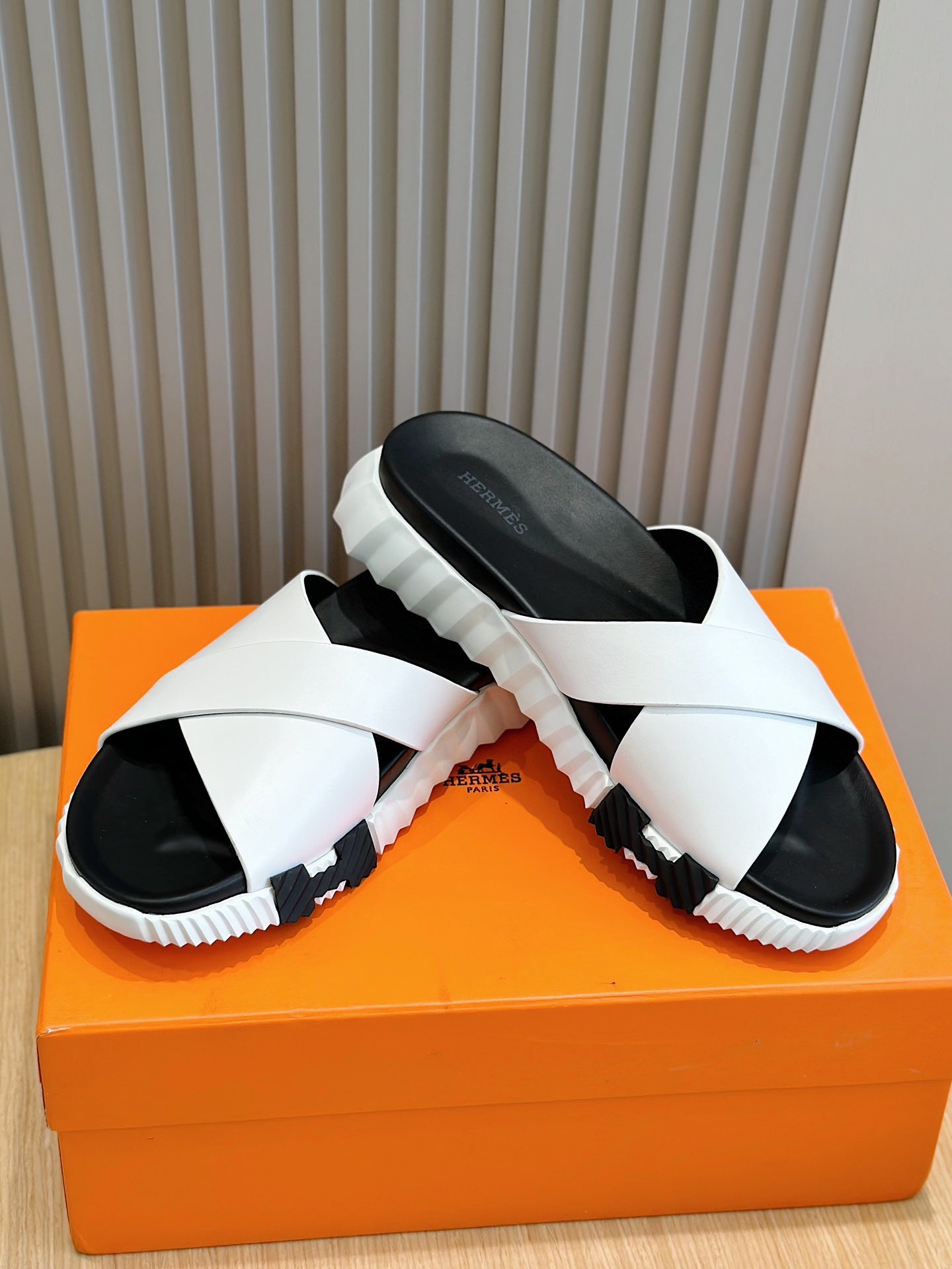 LuxluxHouse Best Quality Sandals Hermes