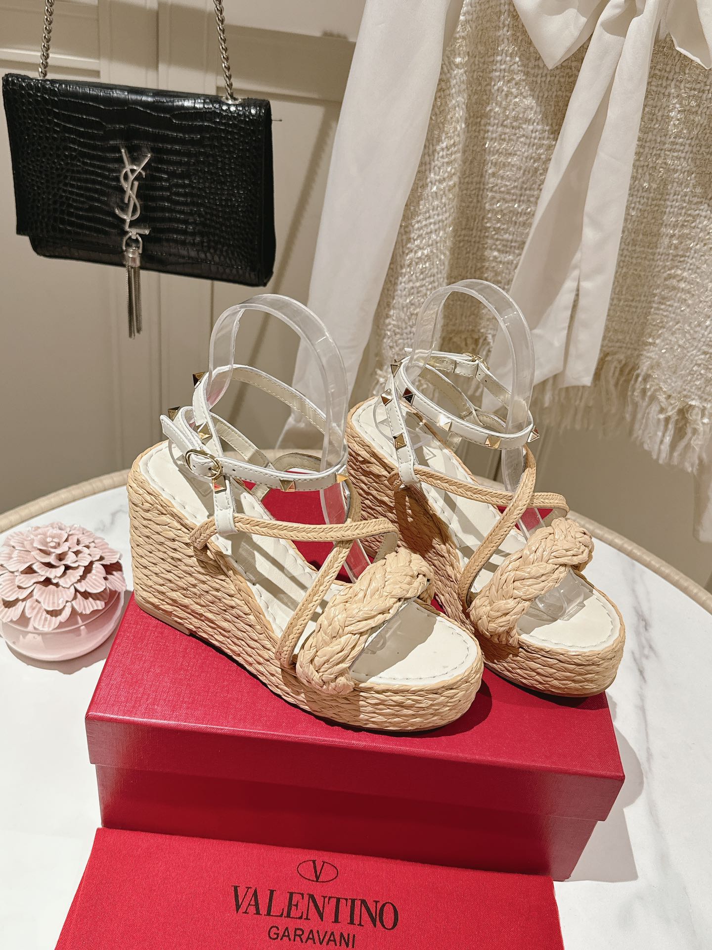 LuxluxHouse Best Quality Valentino Women Shoes