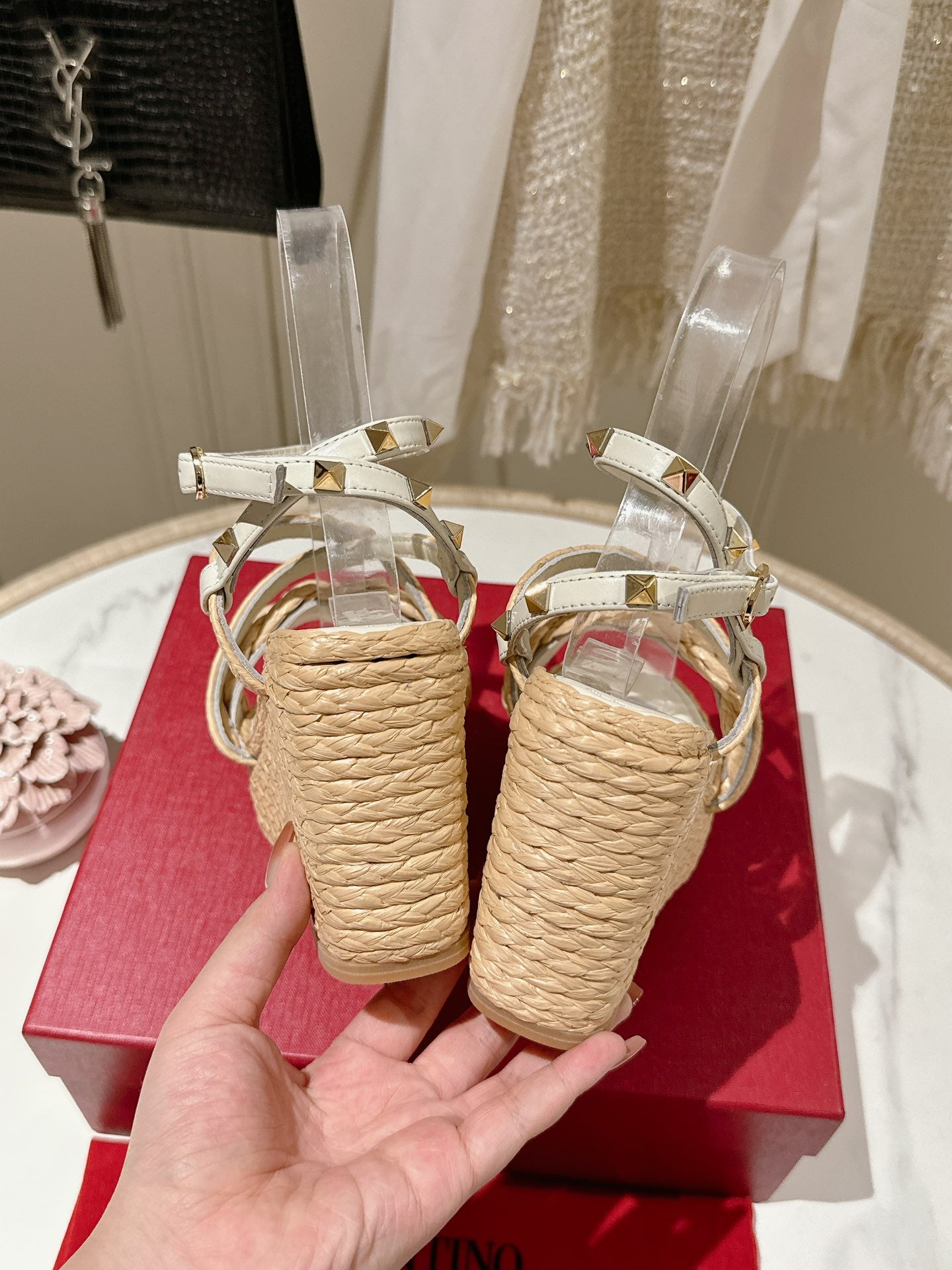 LuxluxHouse Best Quality Valentino Women Shoes