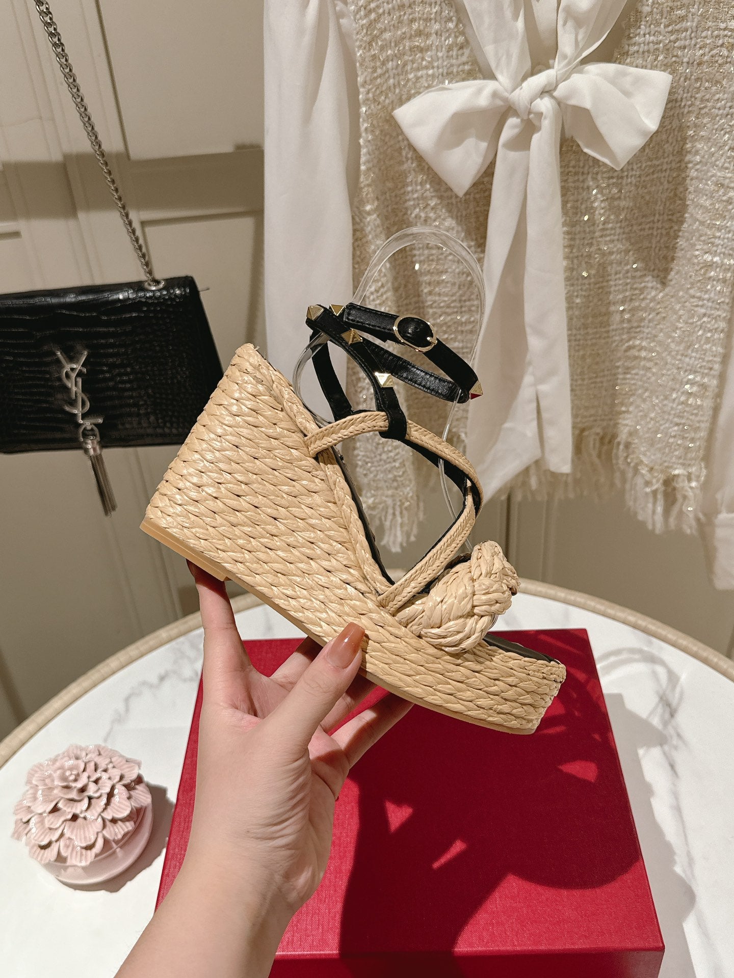 LuxluxHouse Best Quality Valentino Women Shoes