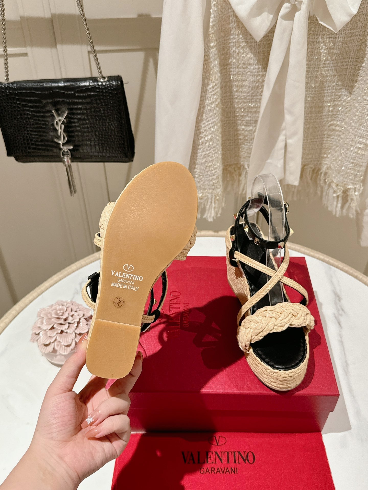 LuxluxHouse Best Quality Valentino Women Shoes