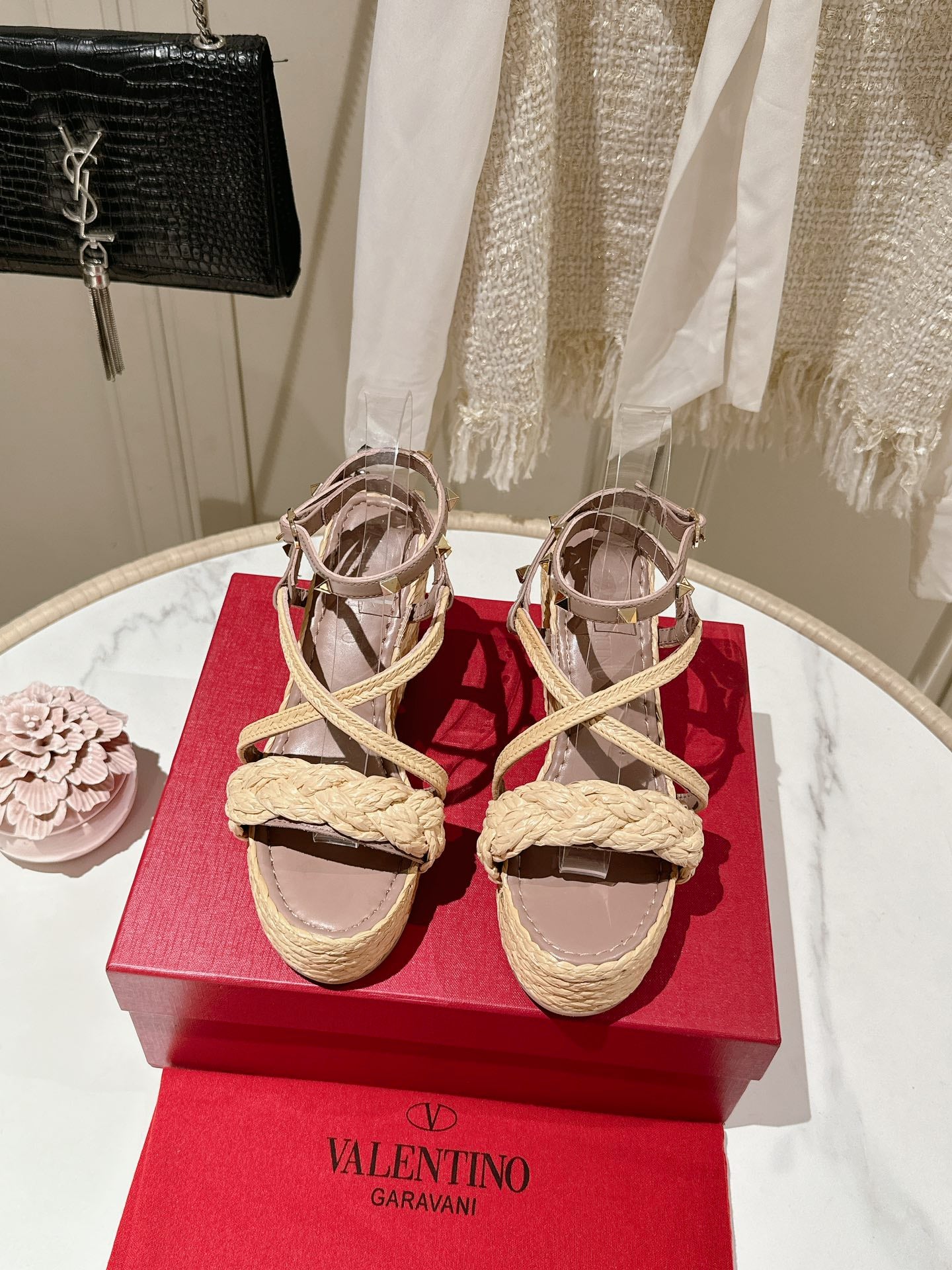 LuxluxHouse Best Quality Valentino Women Shoes
