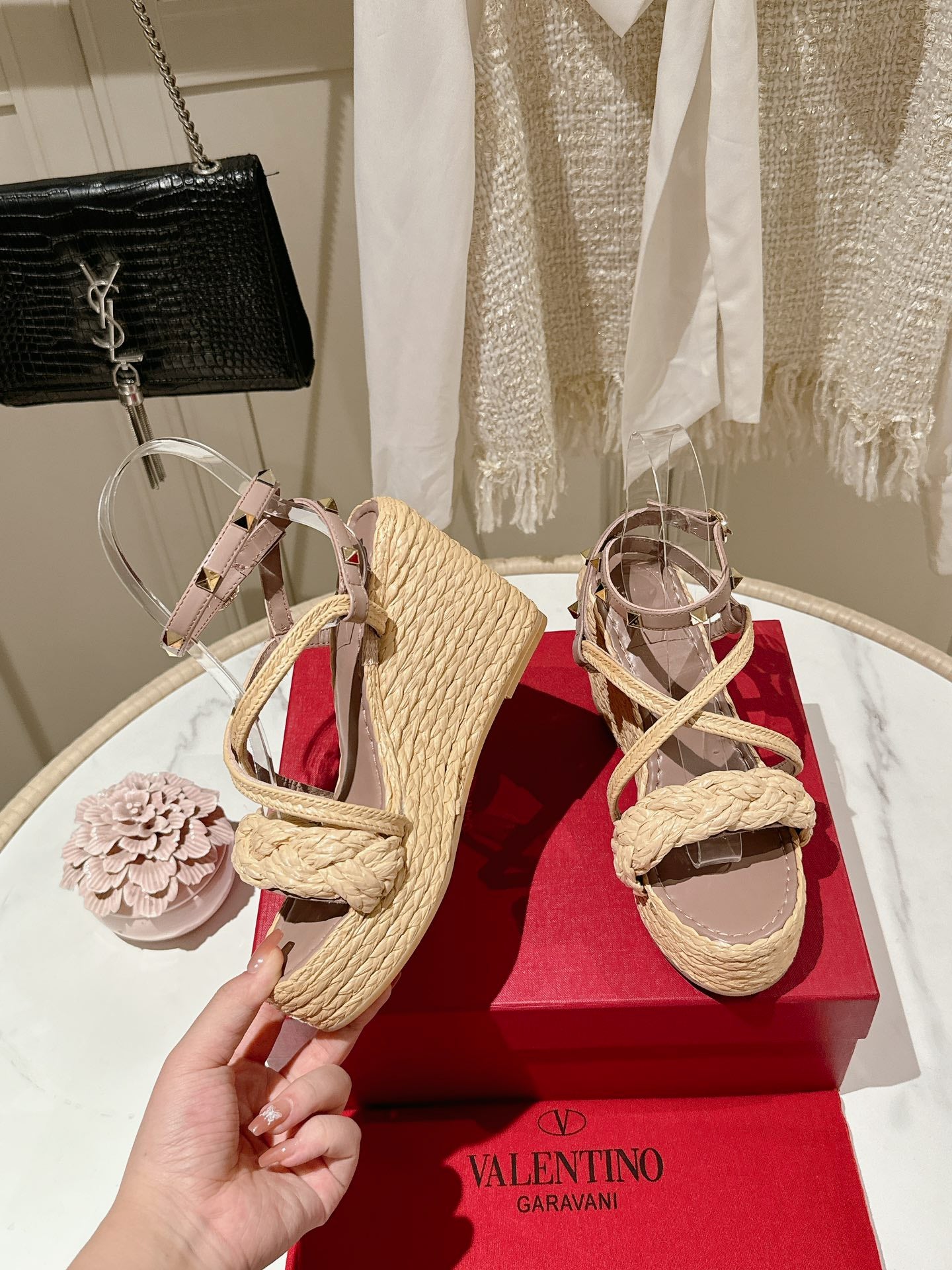 LuxluxHouse Best Quality Valentino Women Shoes