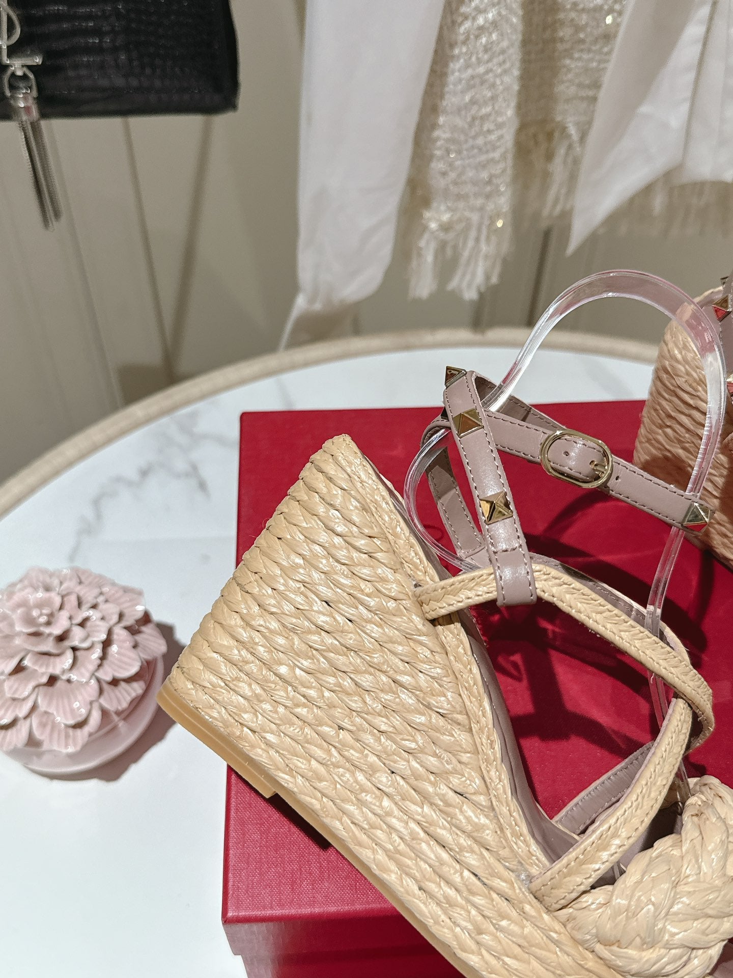 LuxluxHouse Best Quality Valentino Women Shoes