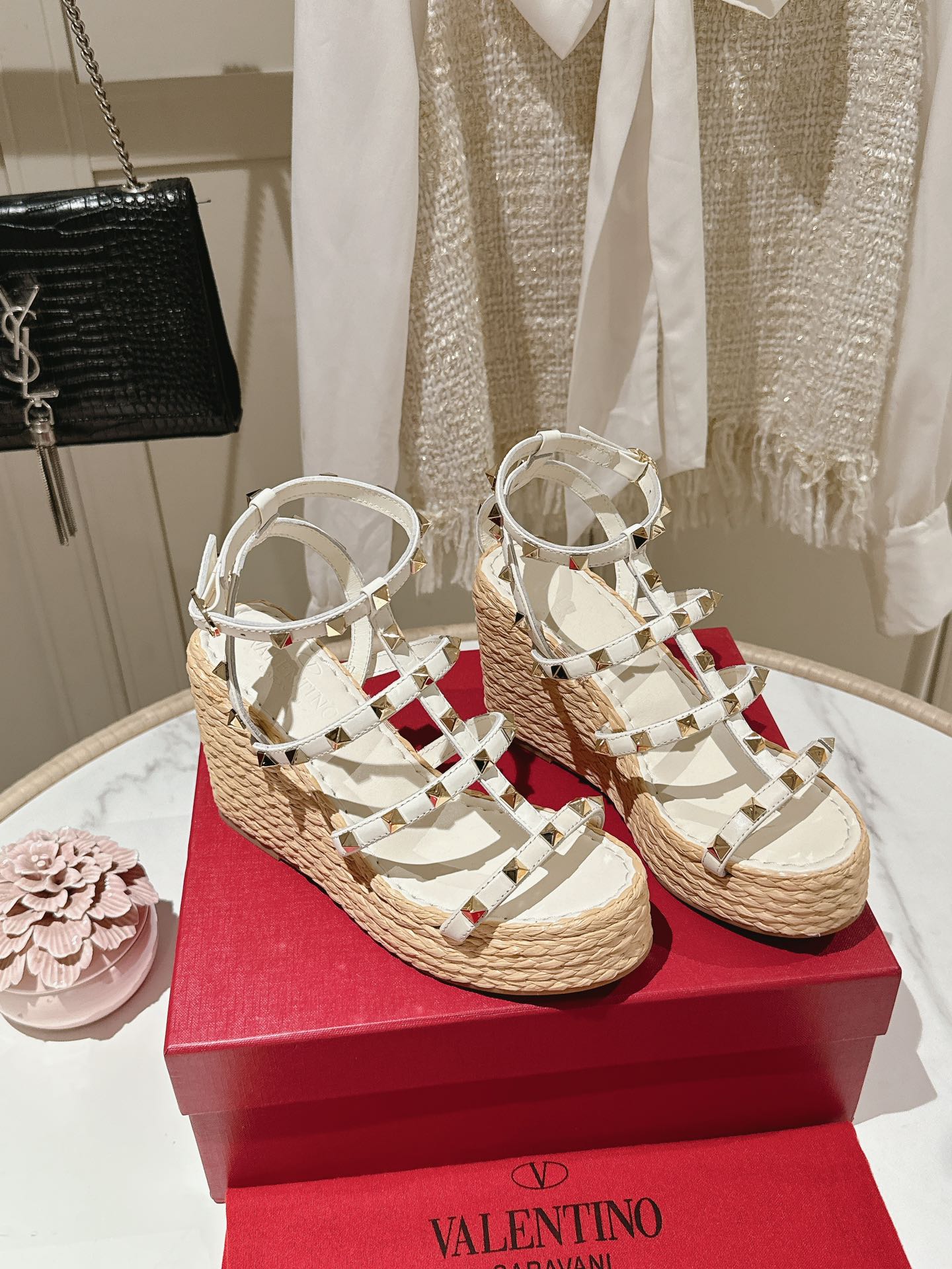 LuxluxHouse Best Quality Valentino Women Shoes