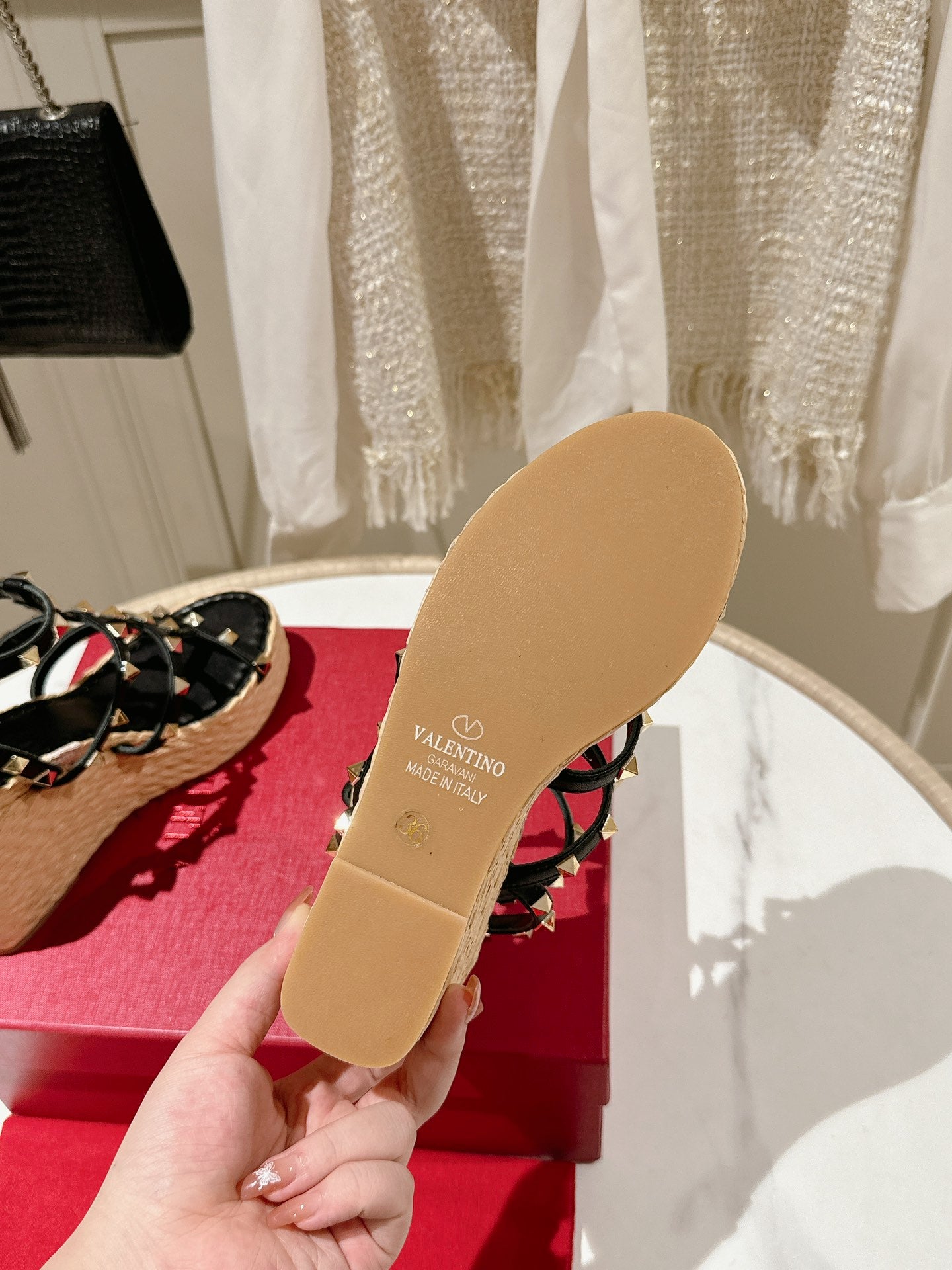 LuxluxHouse Best Quality Valentino Women Shoes
