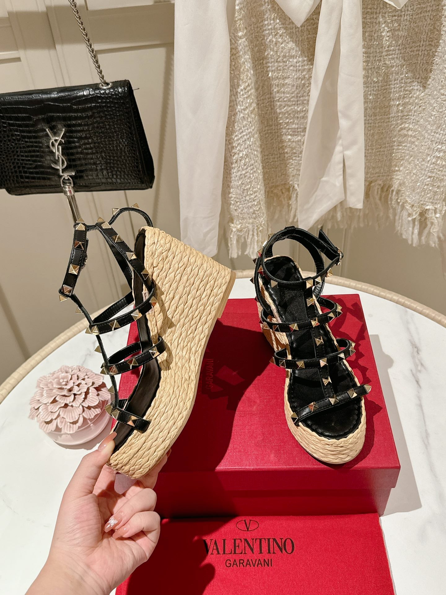 LuxluxHouse Best Quality Valentino Women Shoes