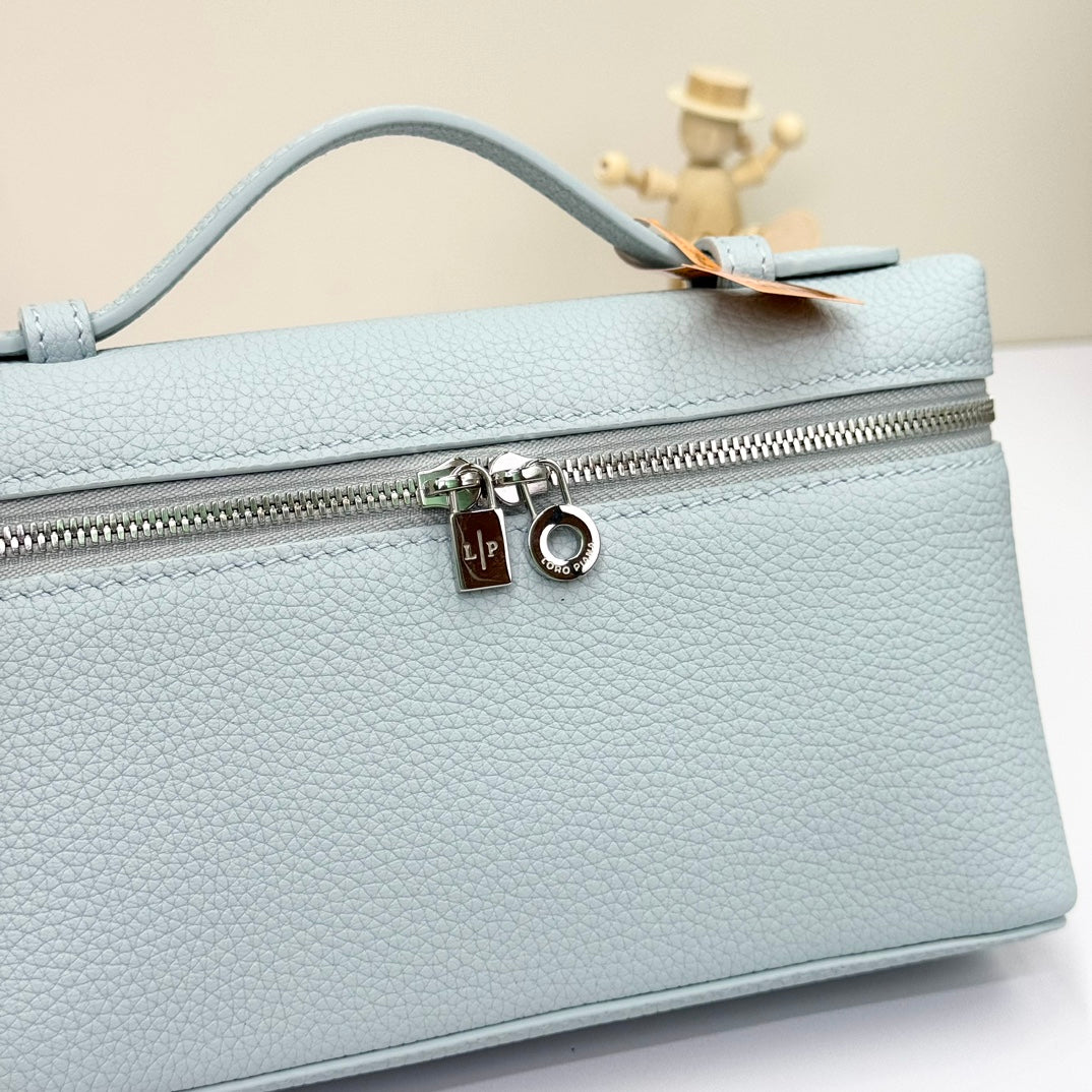 LuxluxHouse Best Quality Bags Loro Piana Women