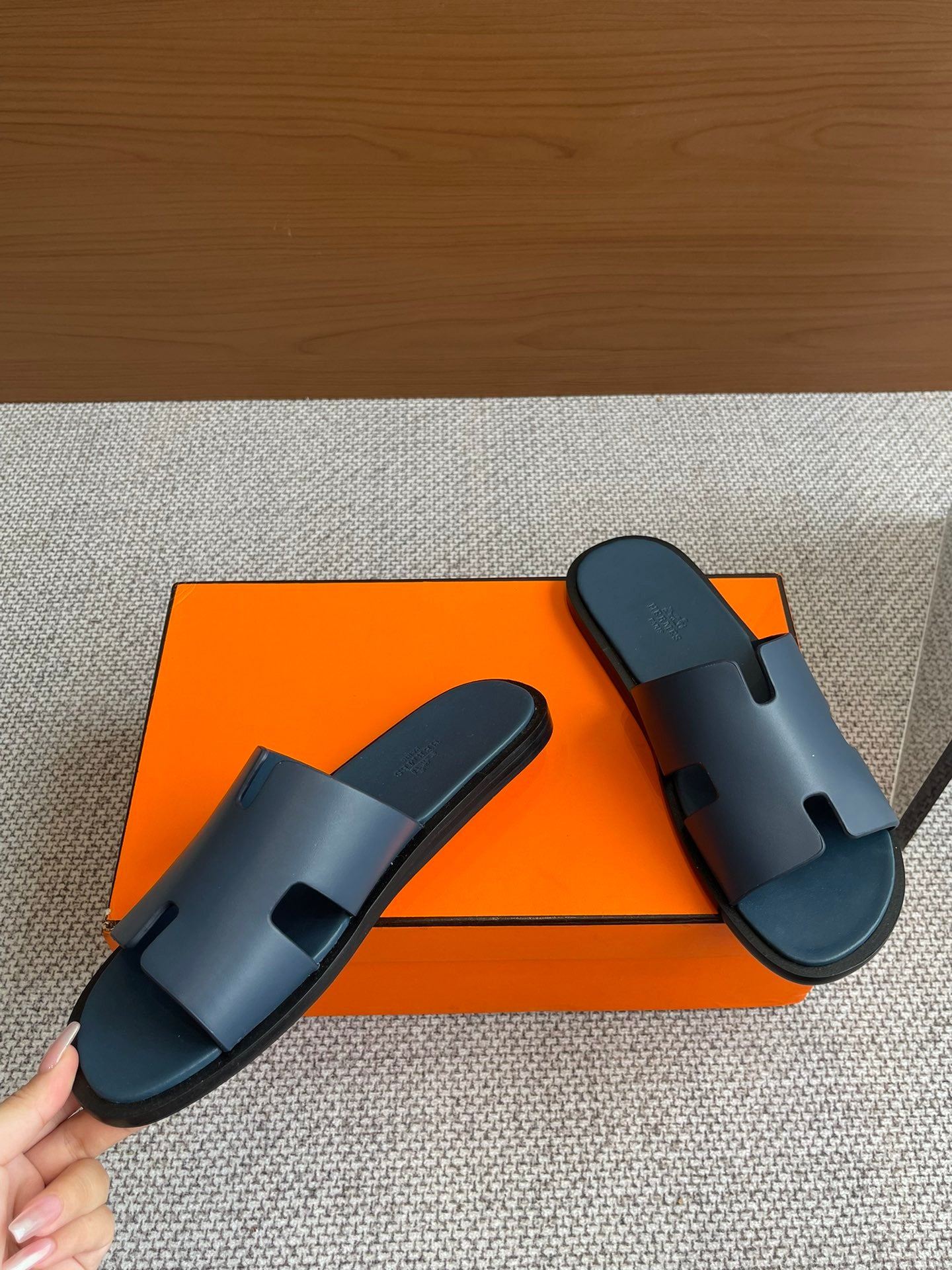 LuxluxHouse Best Quality Women Shoes Hermes