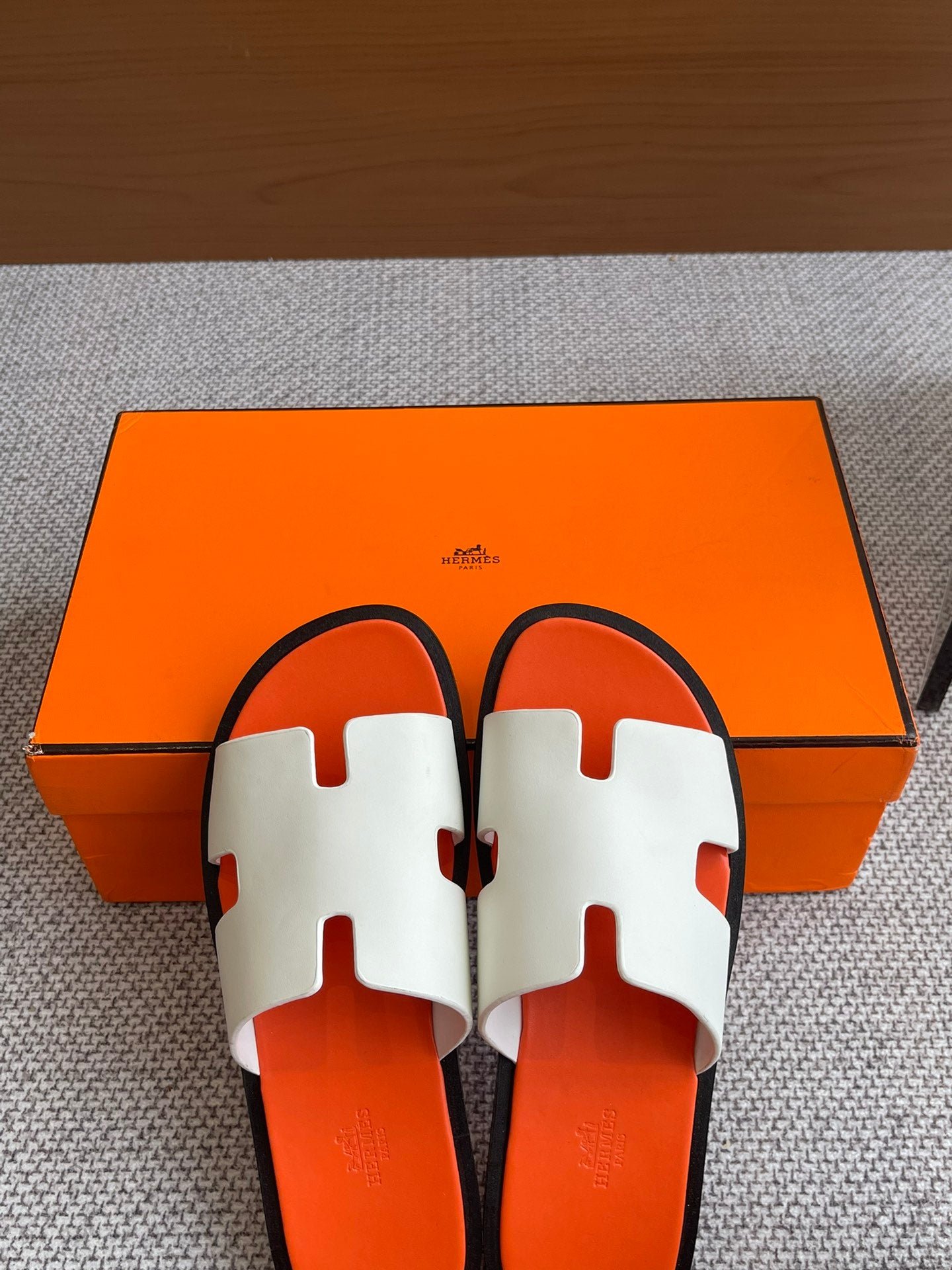 LuxluxHouse Best Quality Women Shoes Hermes