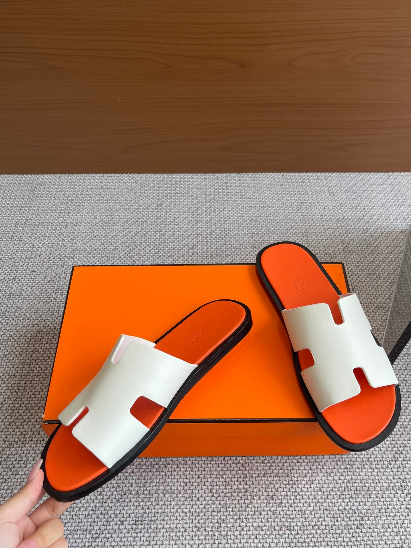 LuxluxHouse Best Quality Women Shoes Hermes